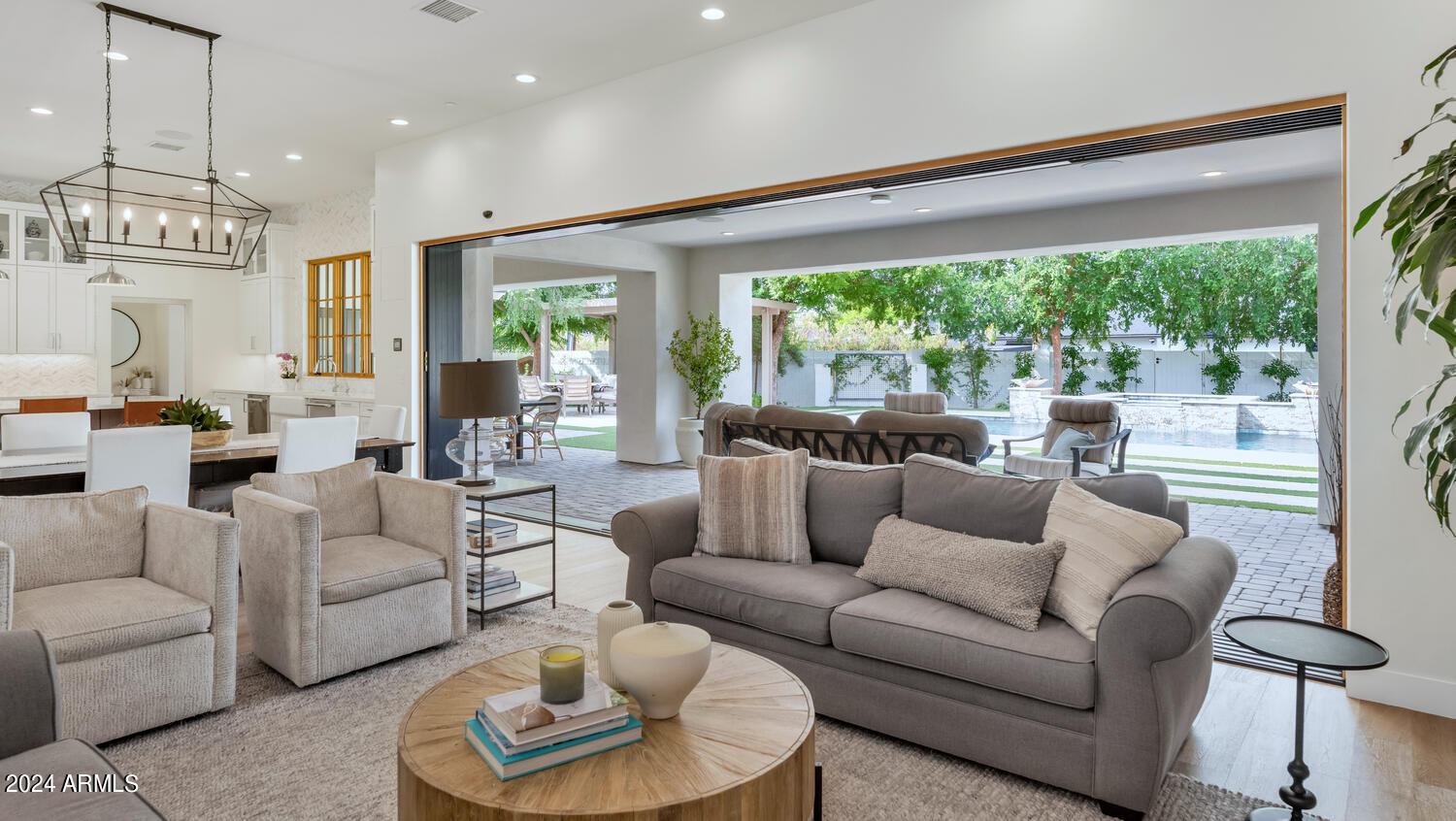 4601 E CALLE DEL MEDIO --