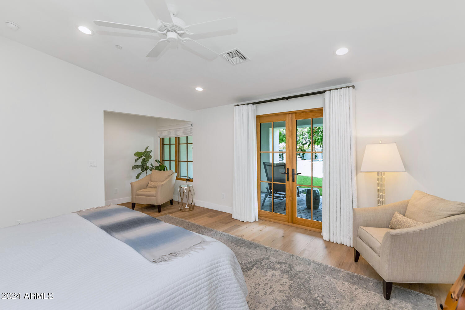 4601 E CALLE DEL MEDIO --