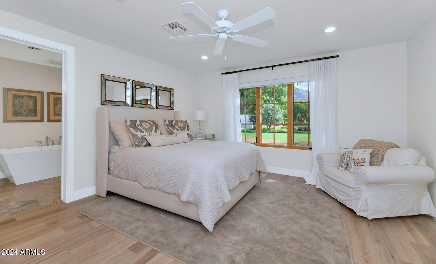 4601 E CALLE DEL MEDIO --
