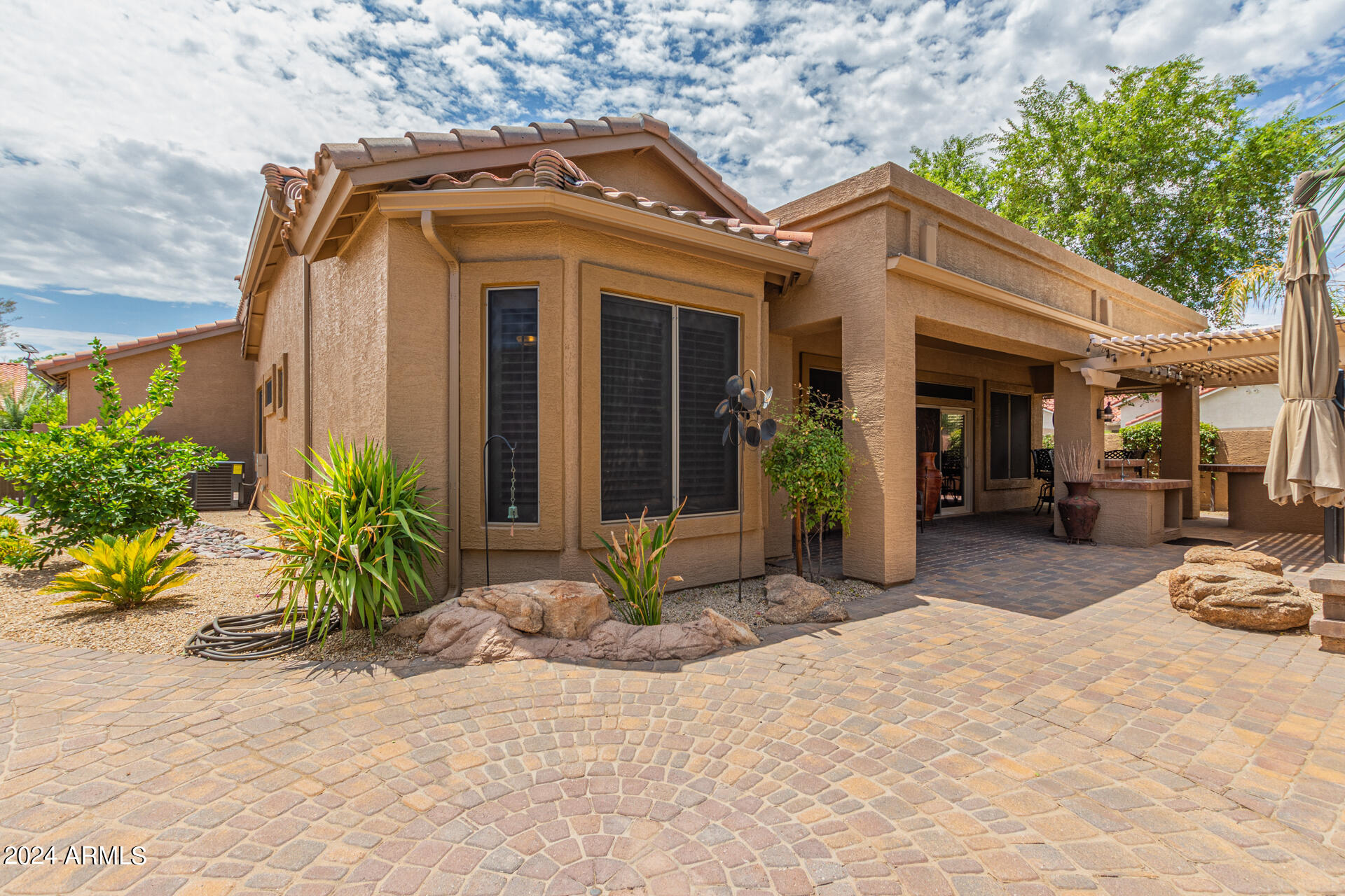 4118 E WALNUT Road