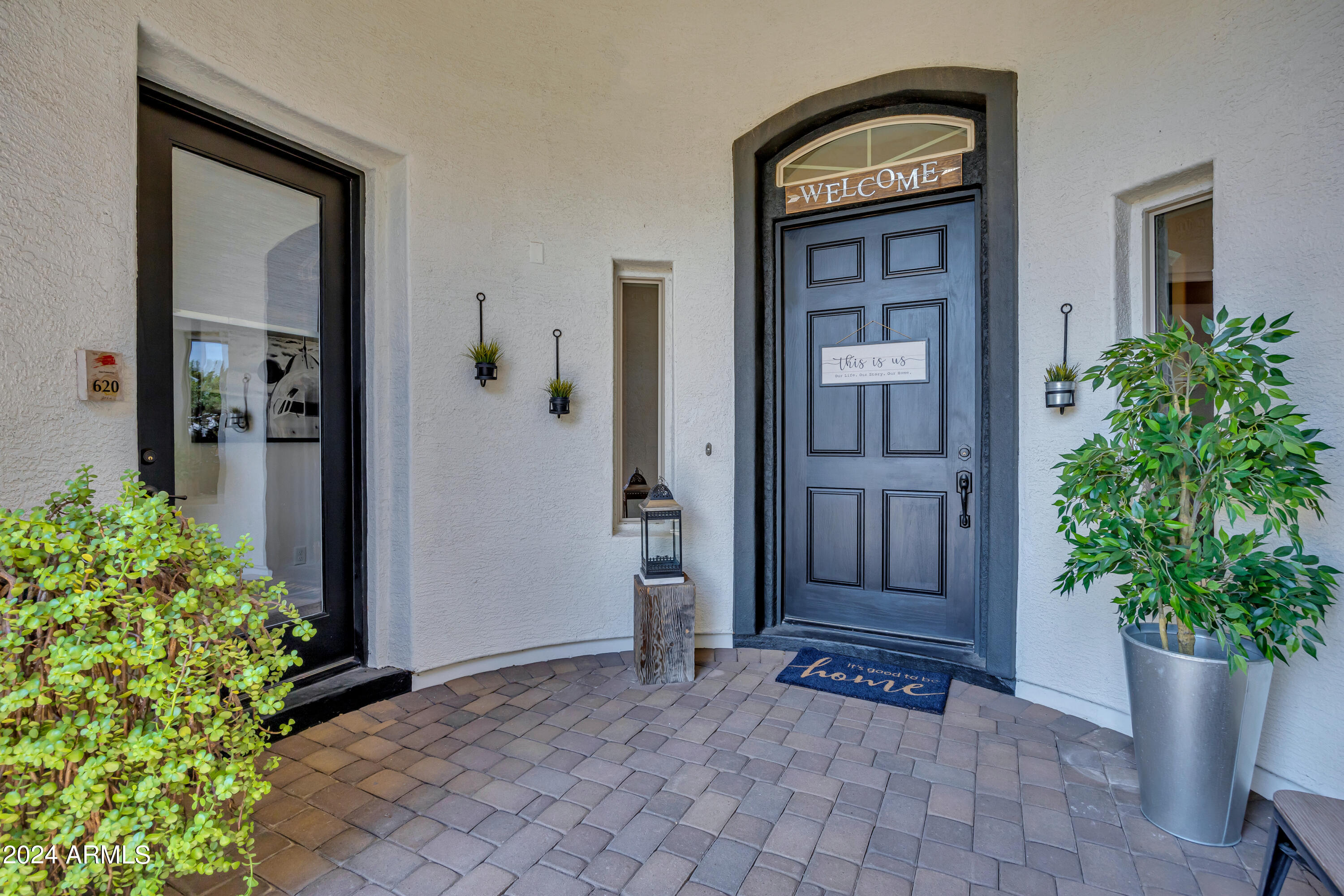 2776 E TAURUS Place