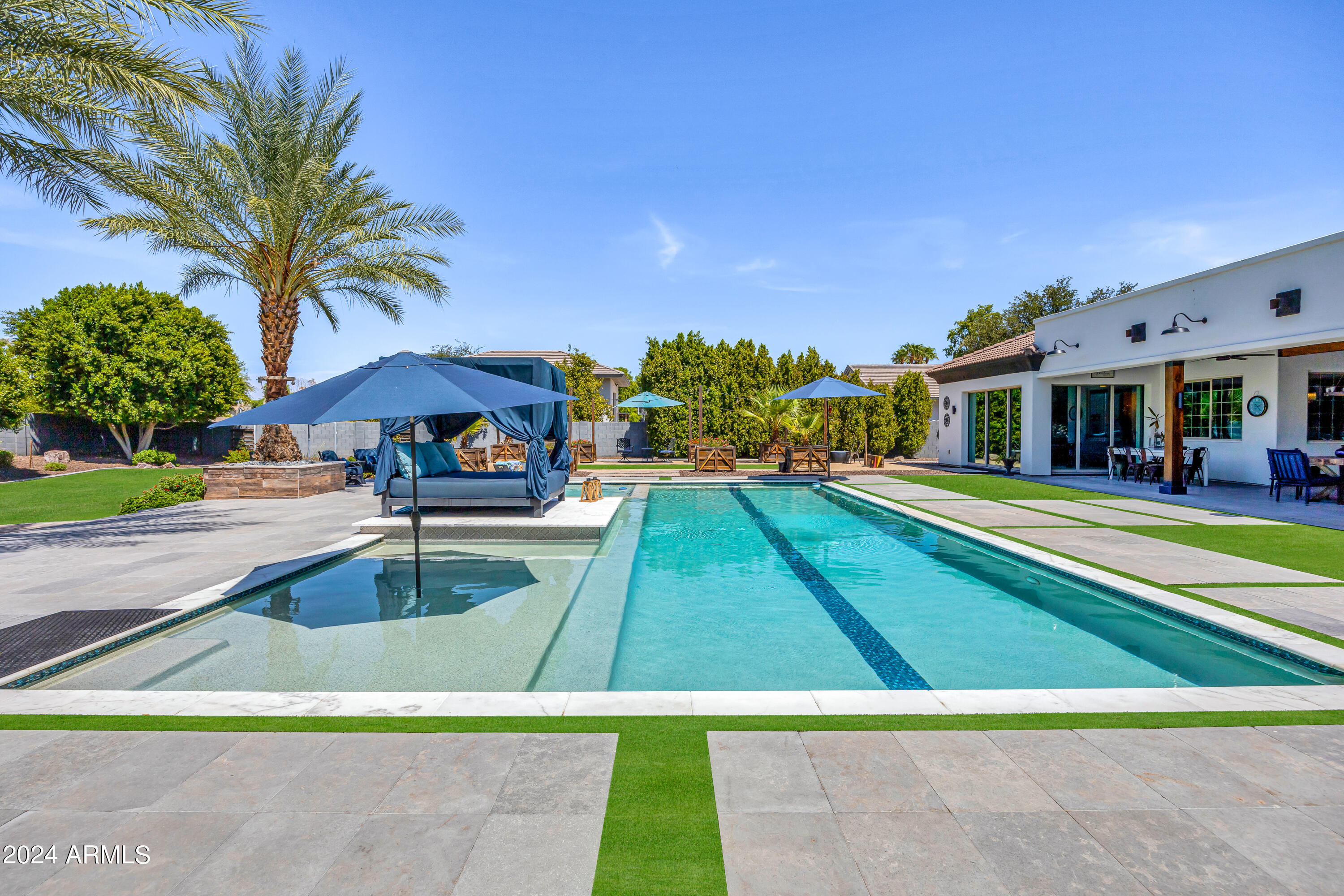 2776 E TAURUS Place