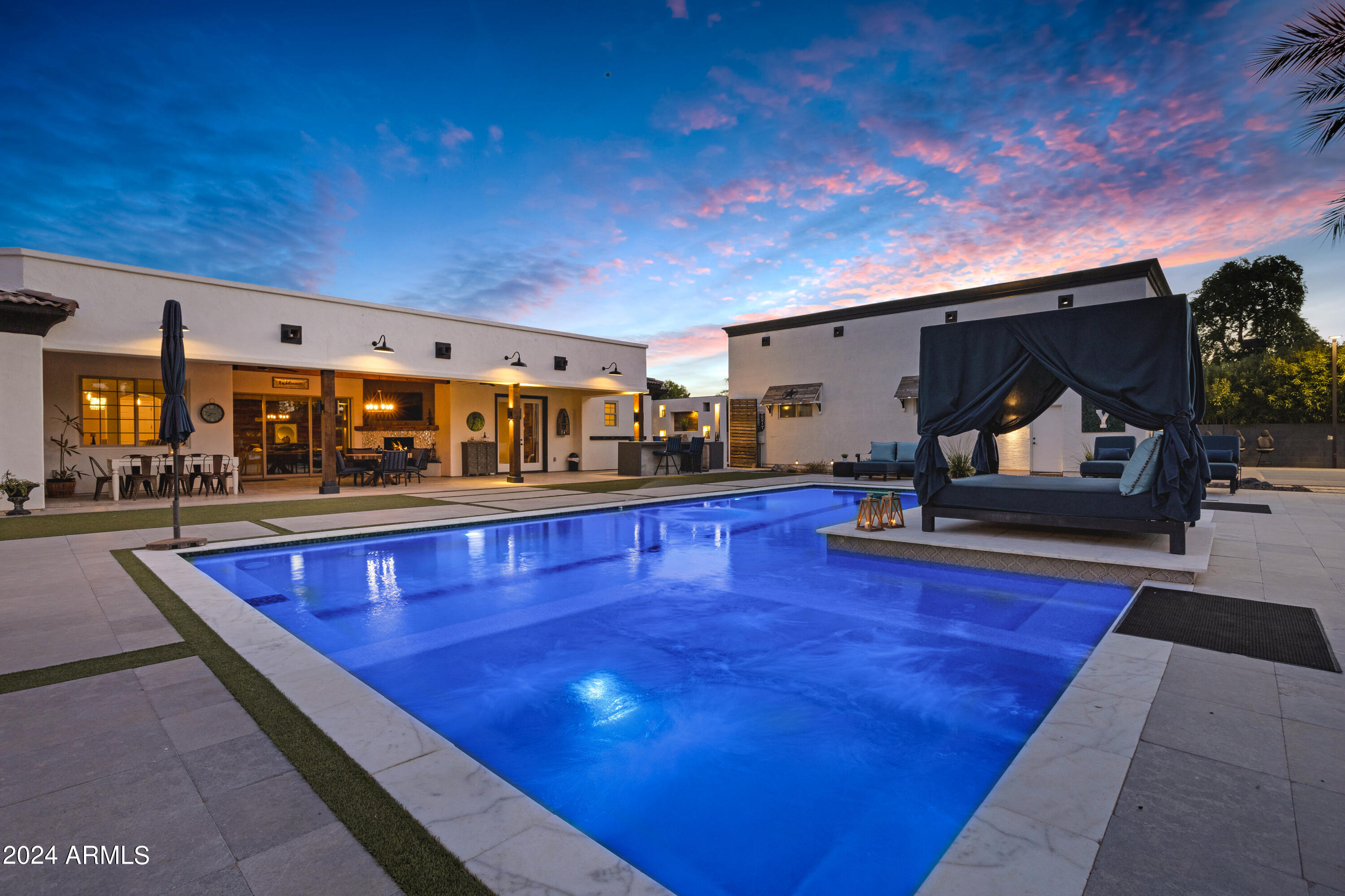 2776 E TAURUS Place
