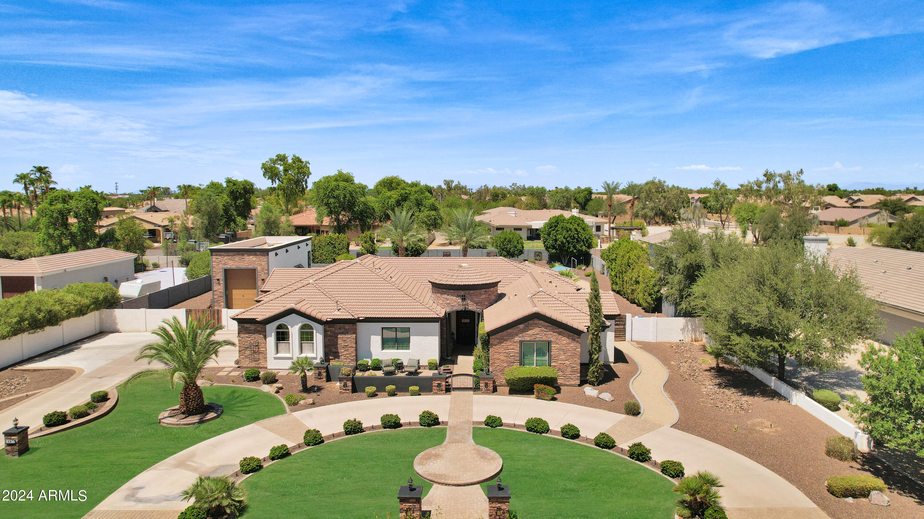 2776 E TAURUS Place