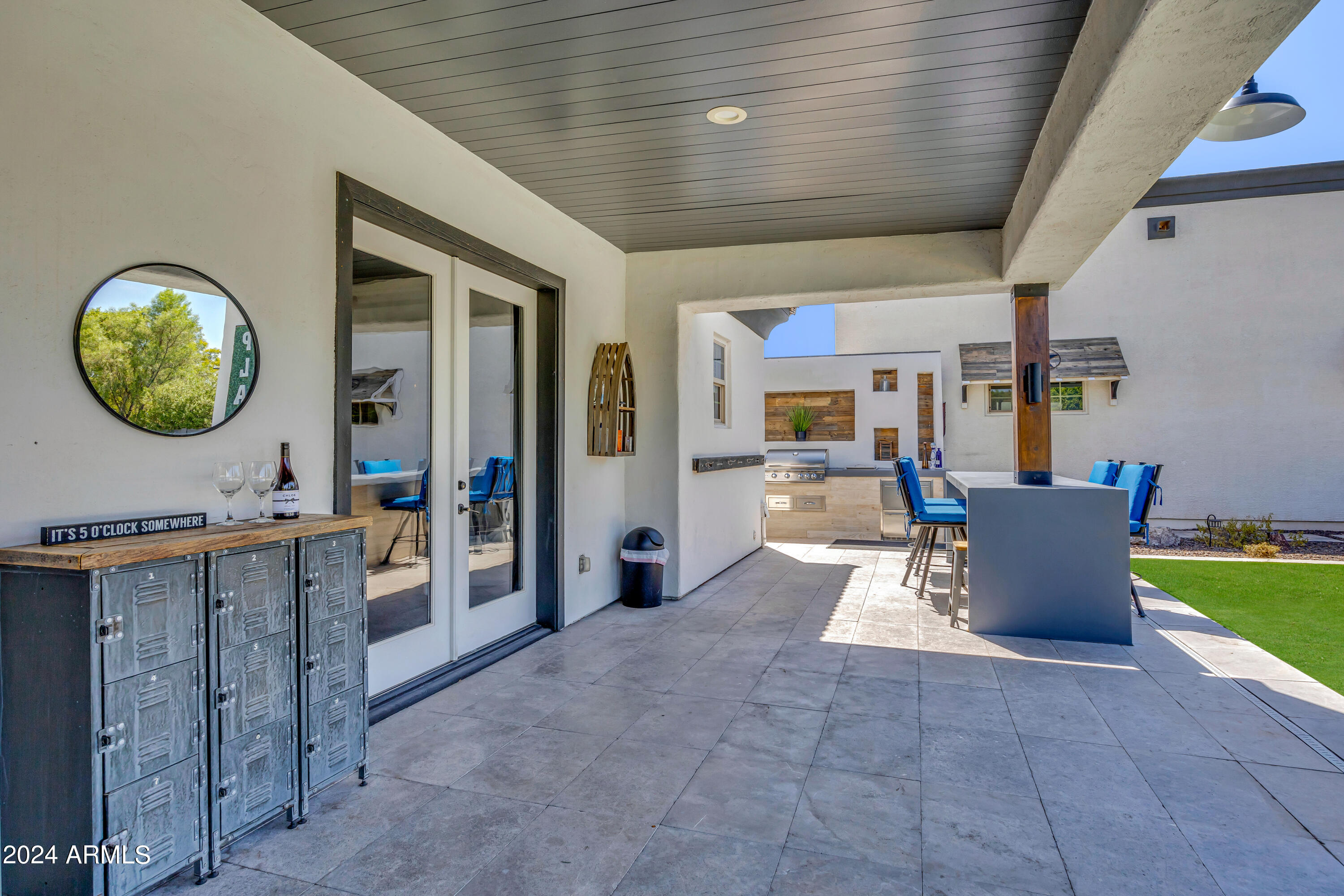 2776 E TAURUS Place