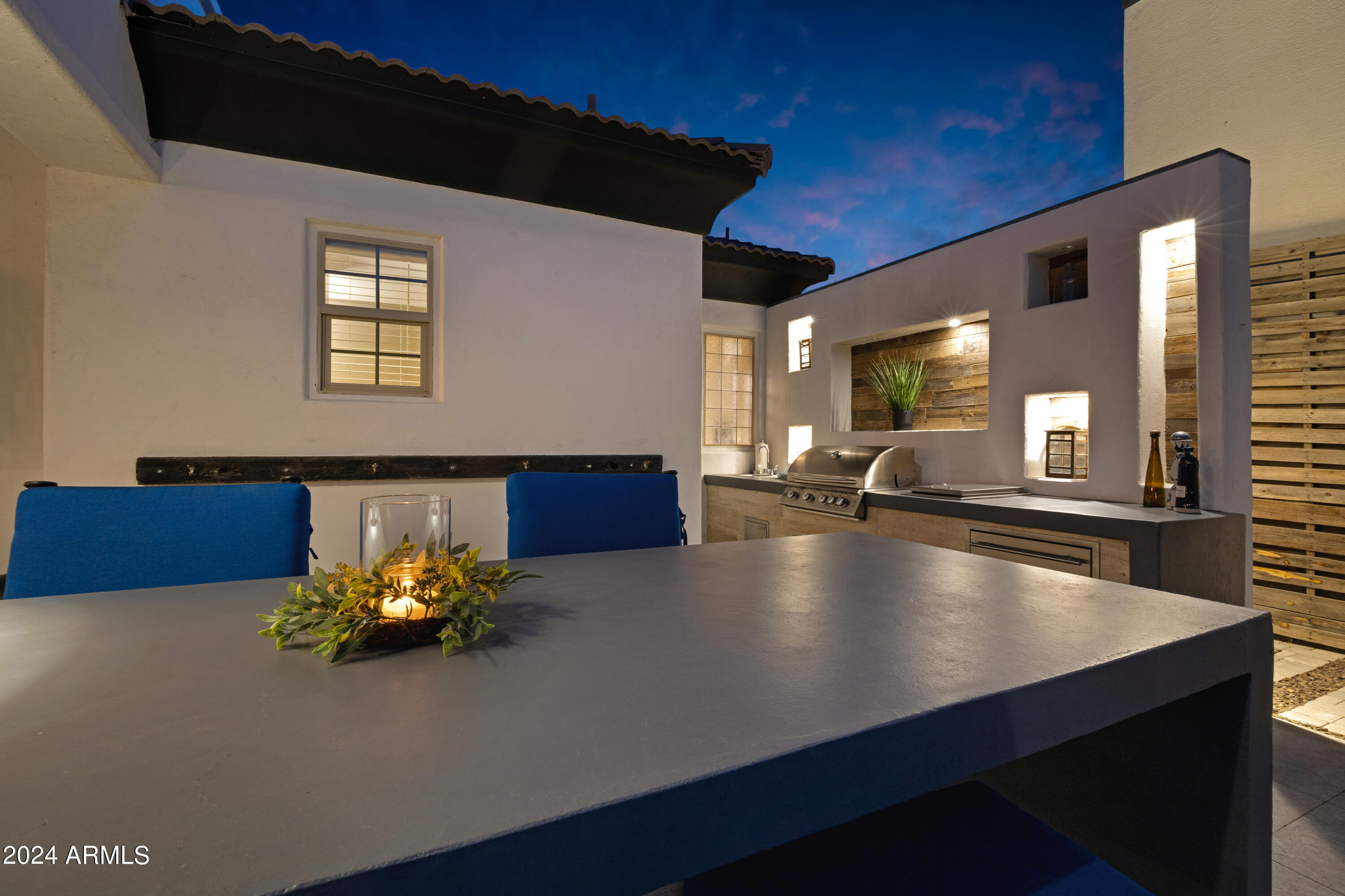 2776 E TAURUS Place