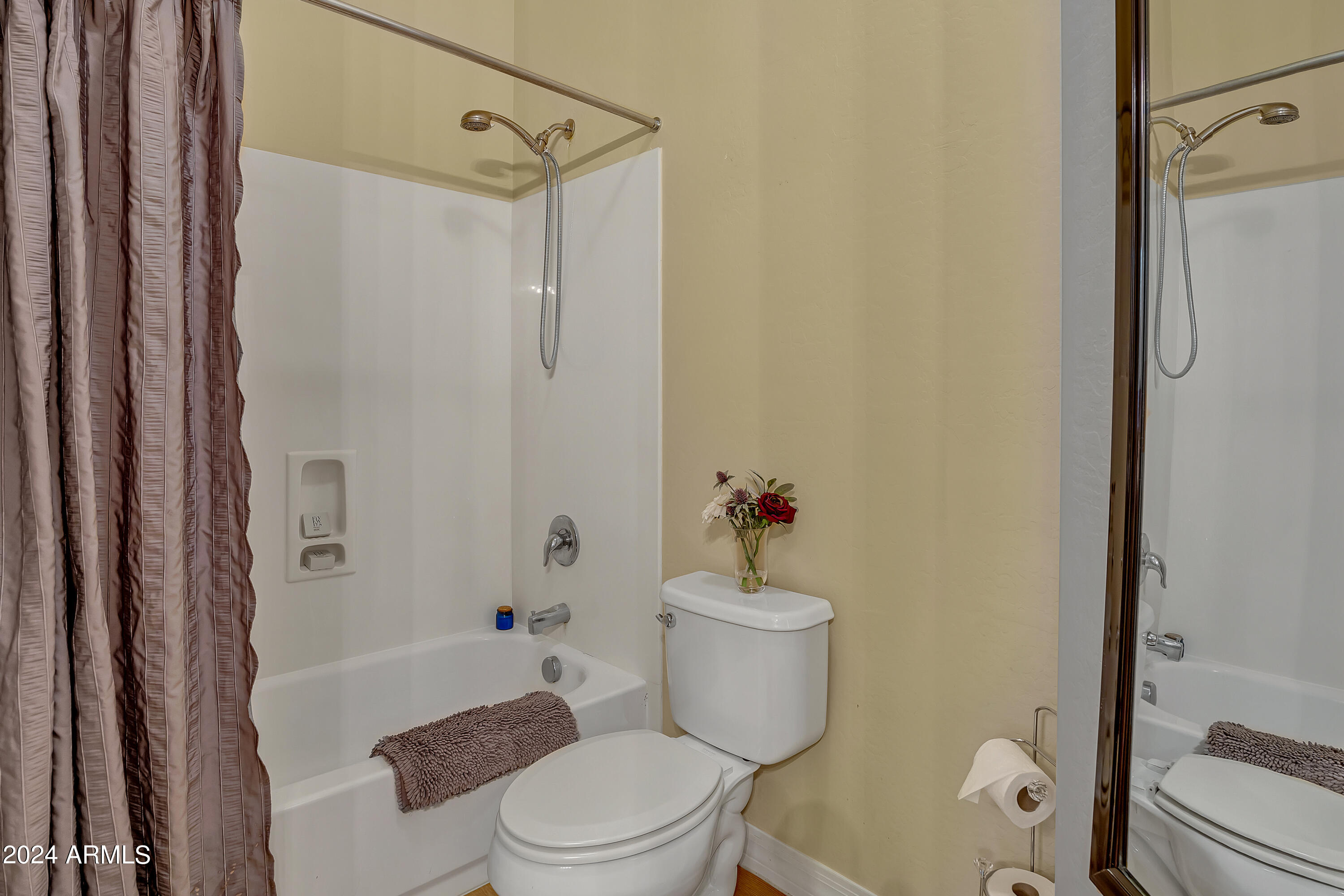 2776 E TAURUS Place