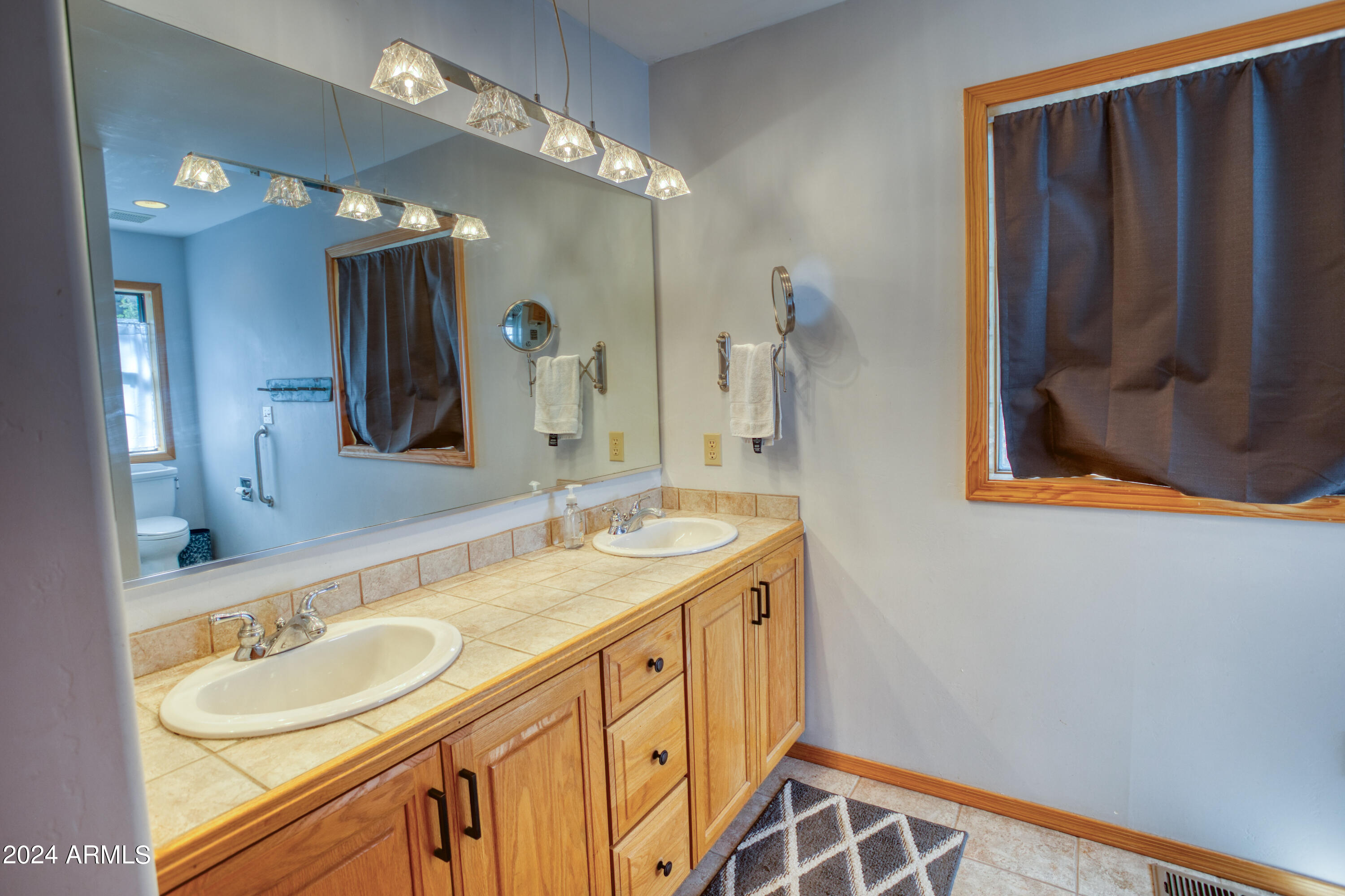 2567 Crossman Court