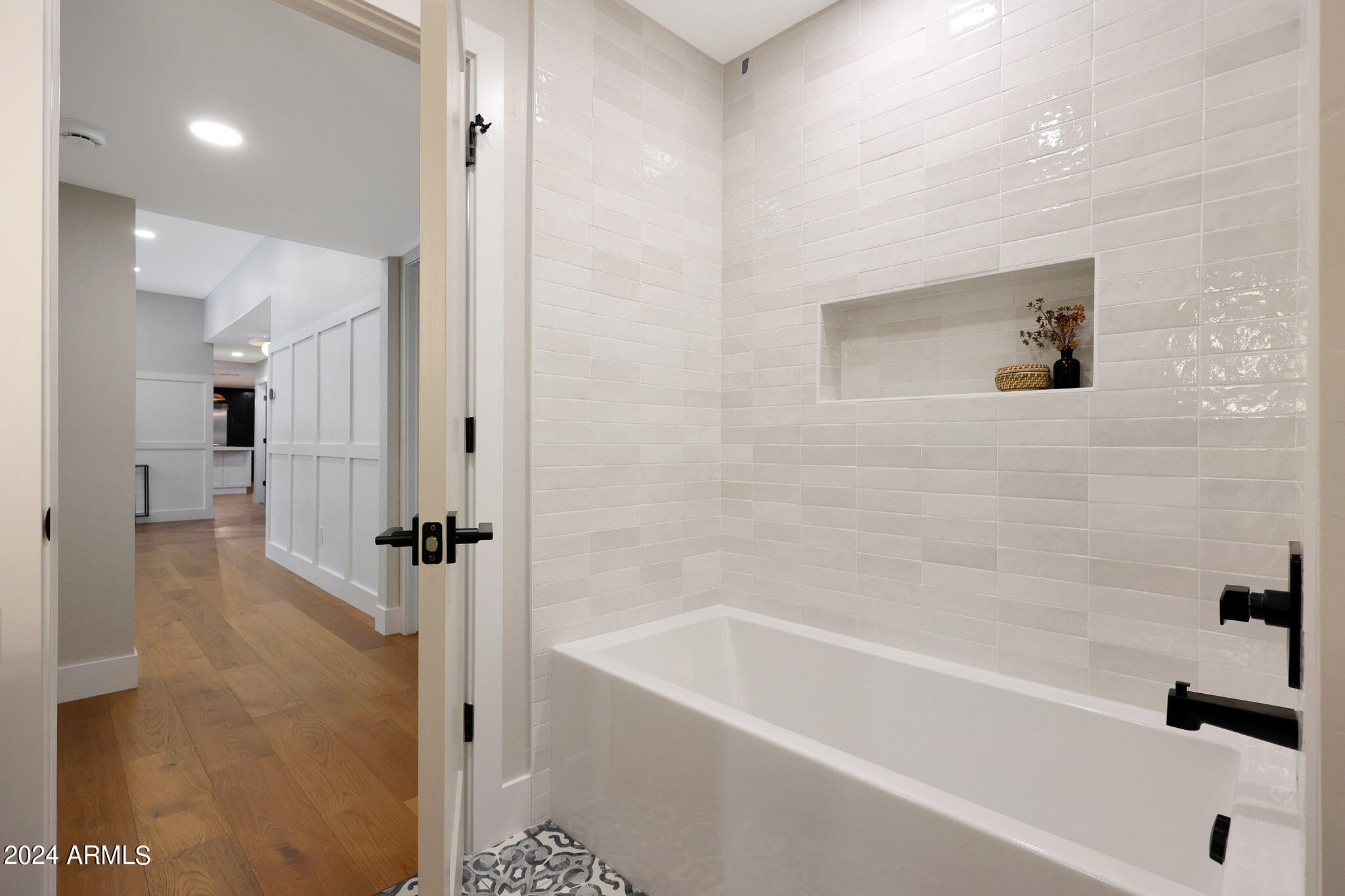 4440 E CAMELBACK Road # 32