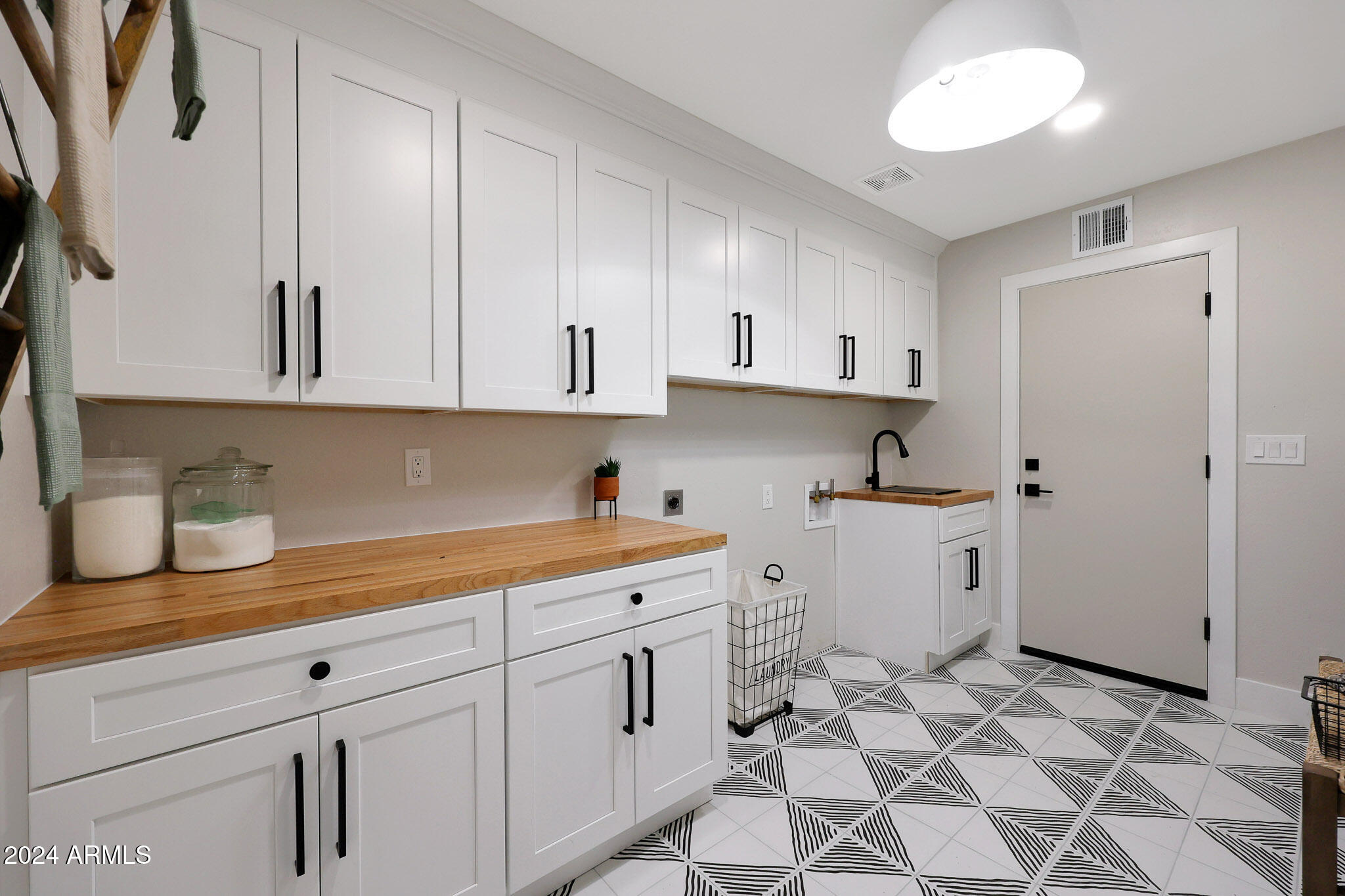 4440 E CAMELBACK Road # 32