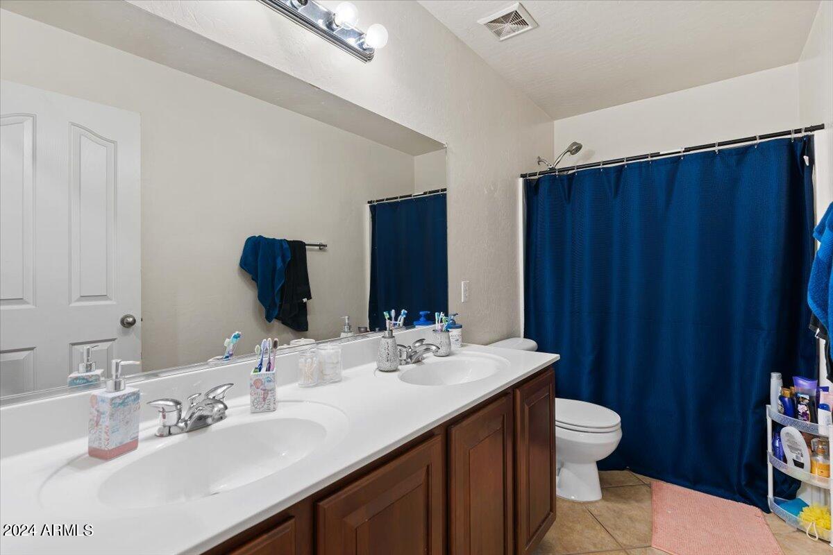 3406 E SUPERIOR Road