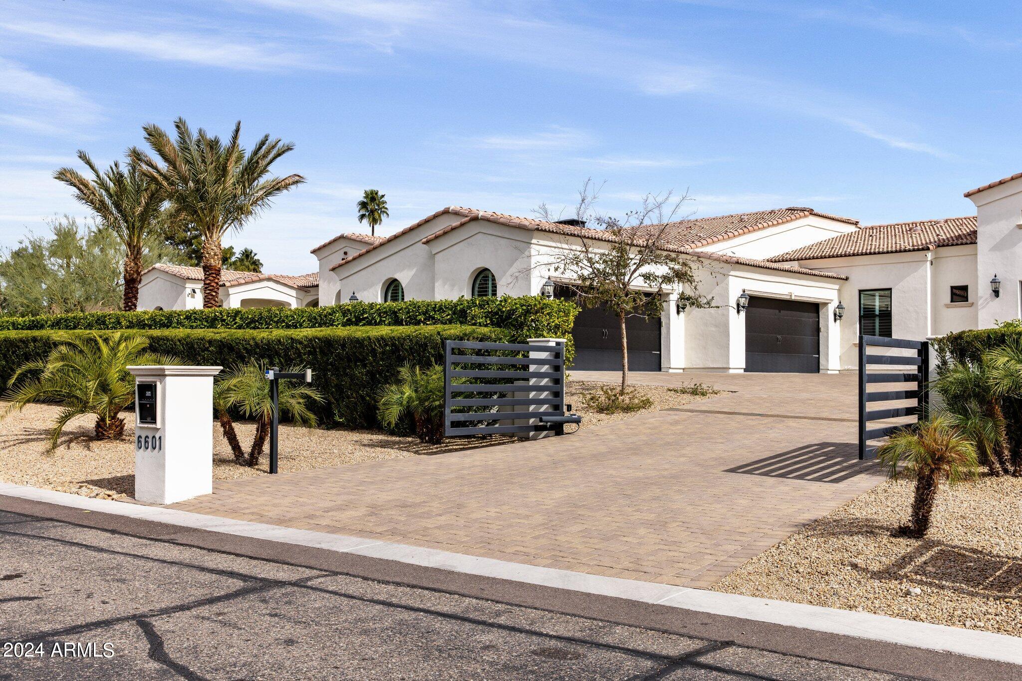 6601 N MOUNTAIN VIEW Drive