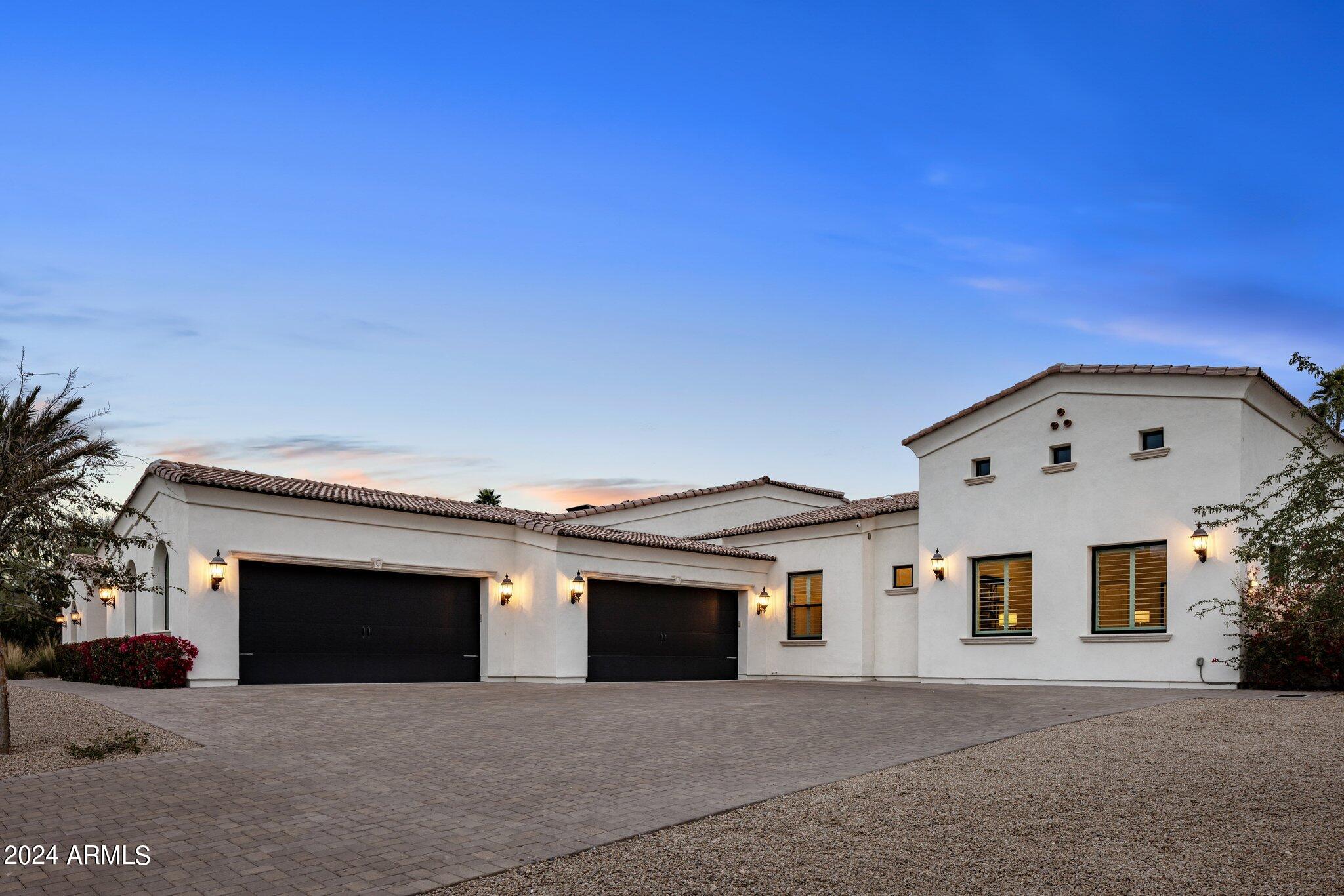 6601 N MOUNTAIN VIEW Drive