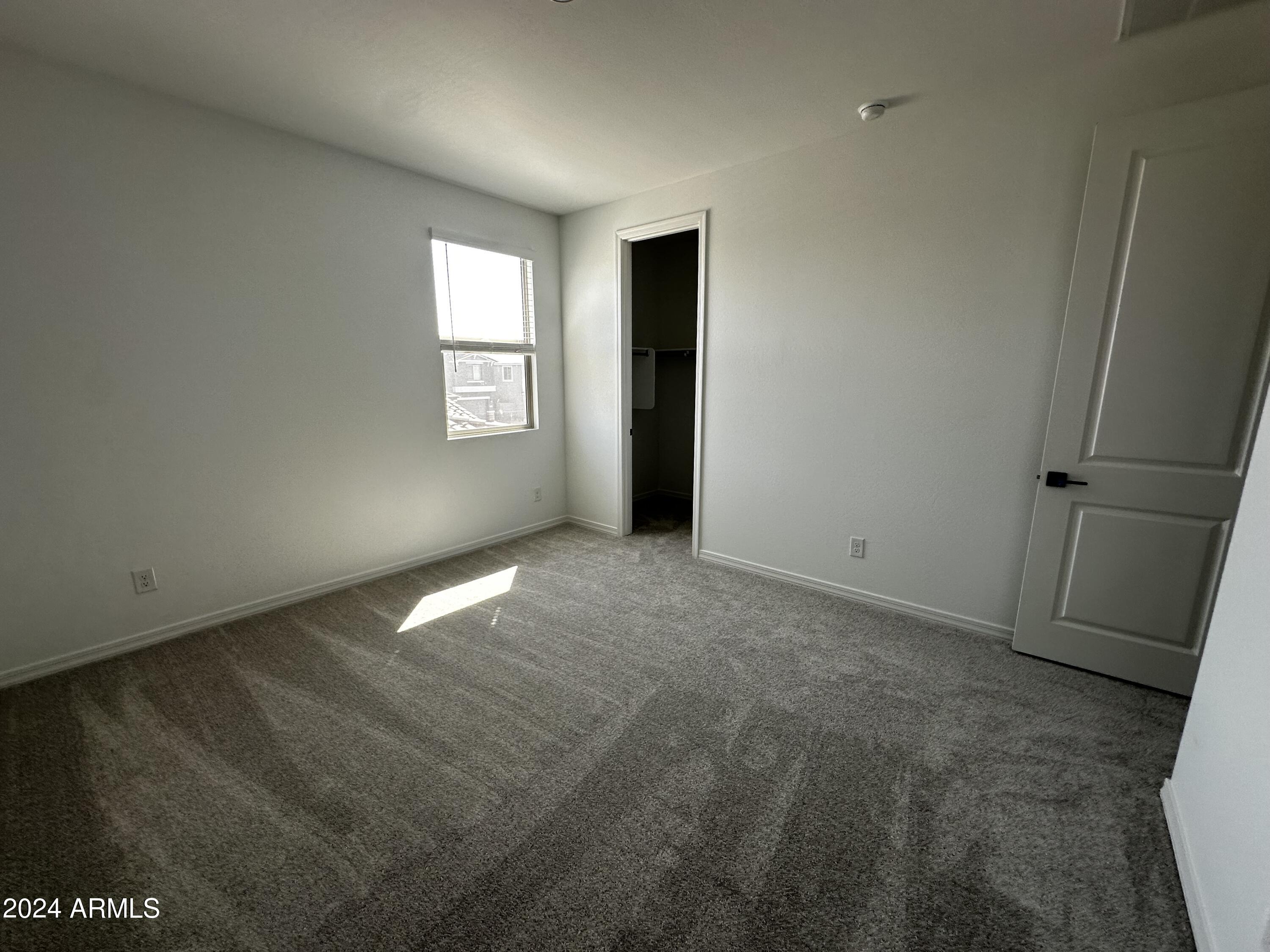 5715 W MOODY Trail