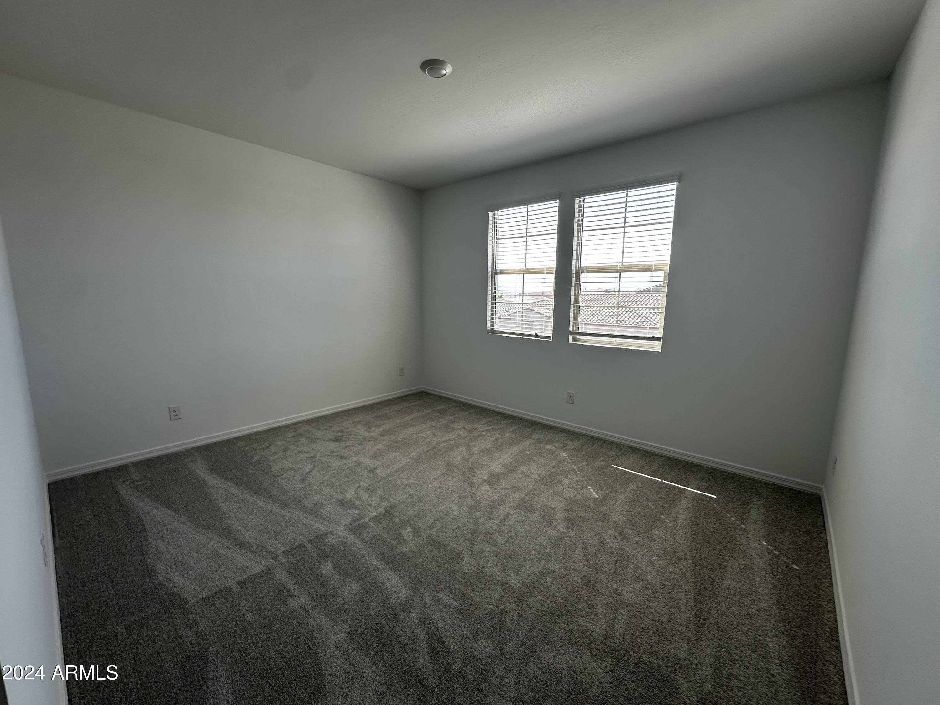 5715 W MOODY Trail