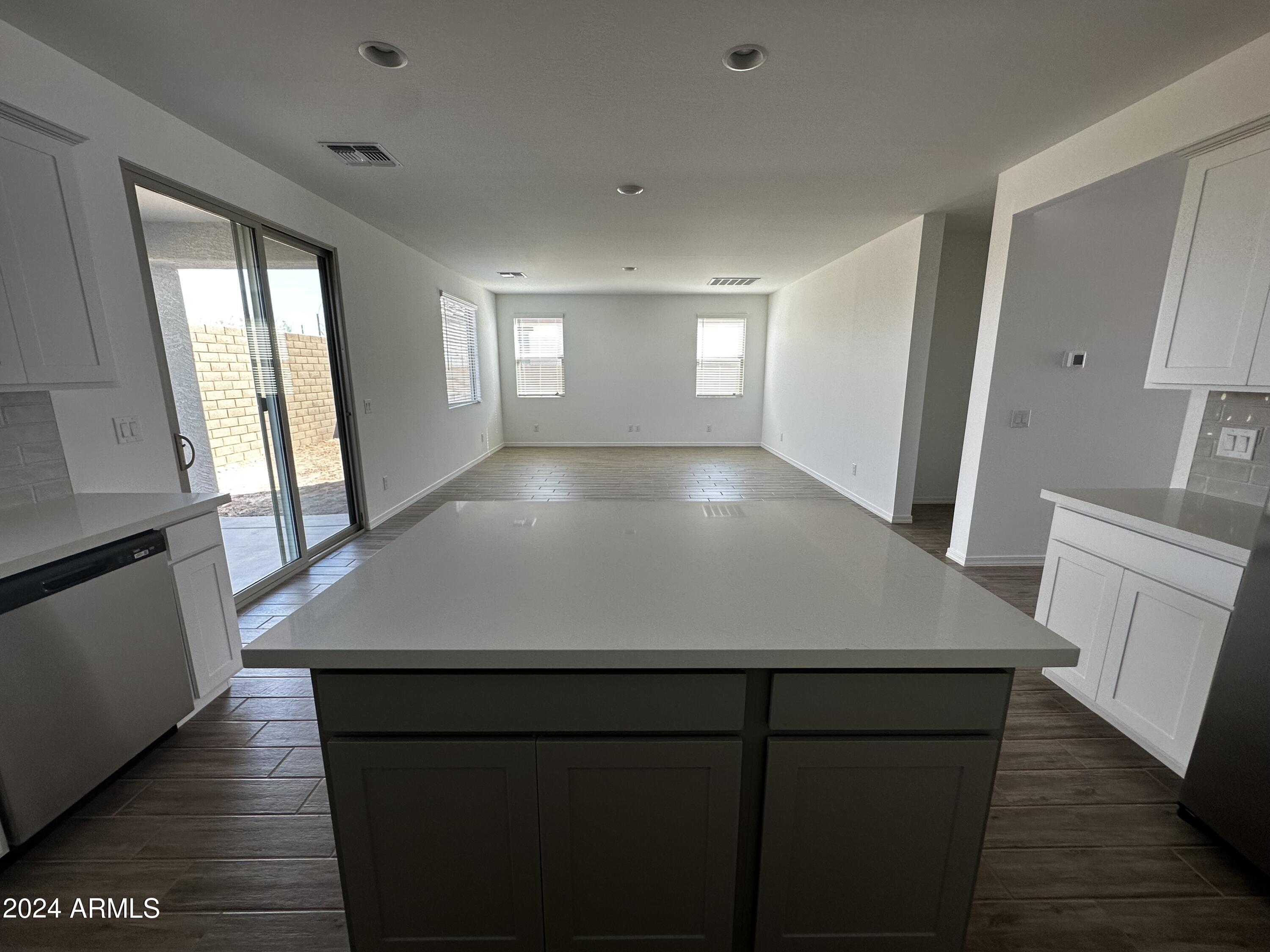 5715 W MOODY Trail