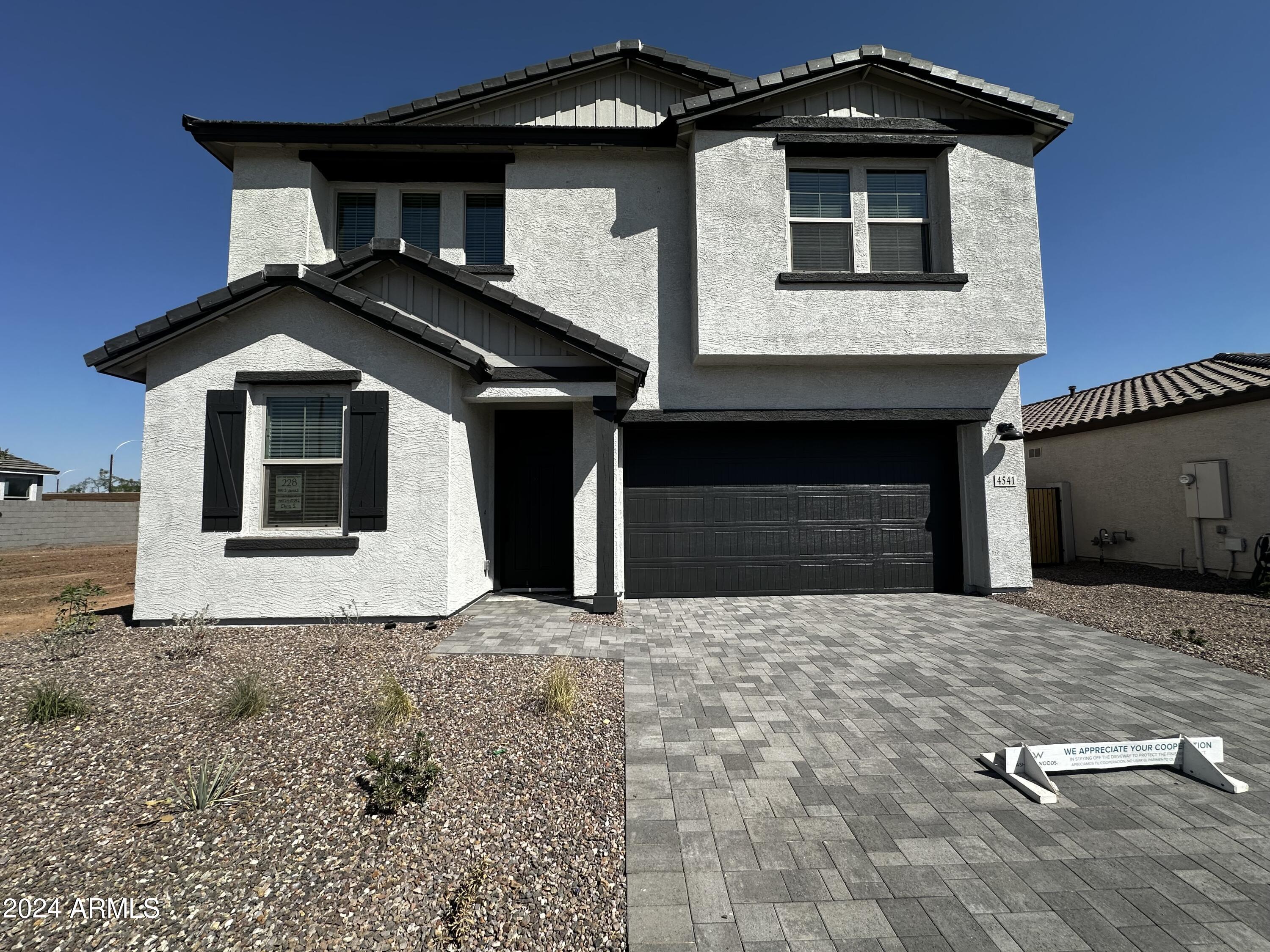 5715 W MOODY Trail