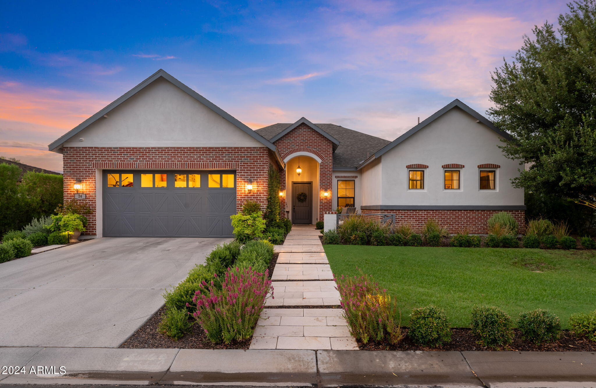 24 W MARLETTE Avenue