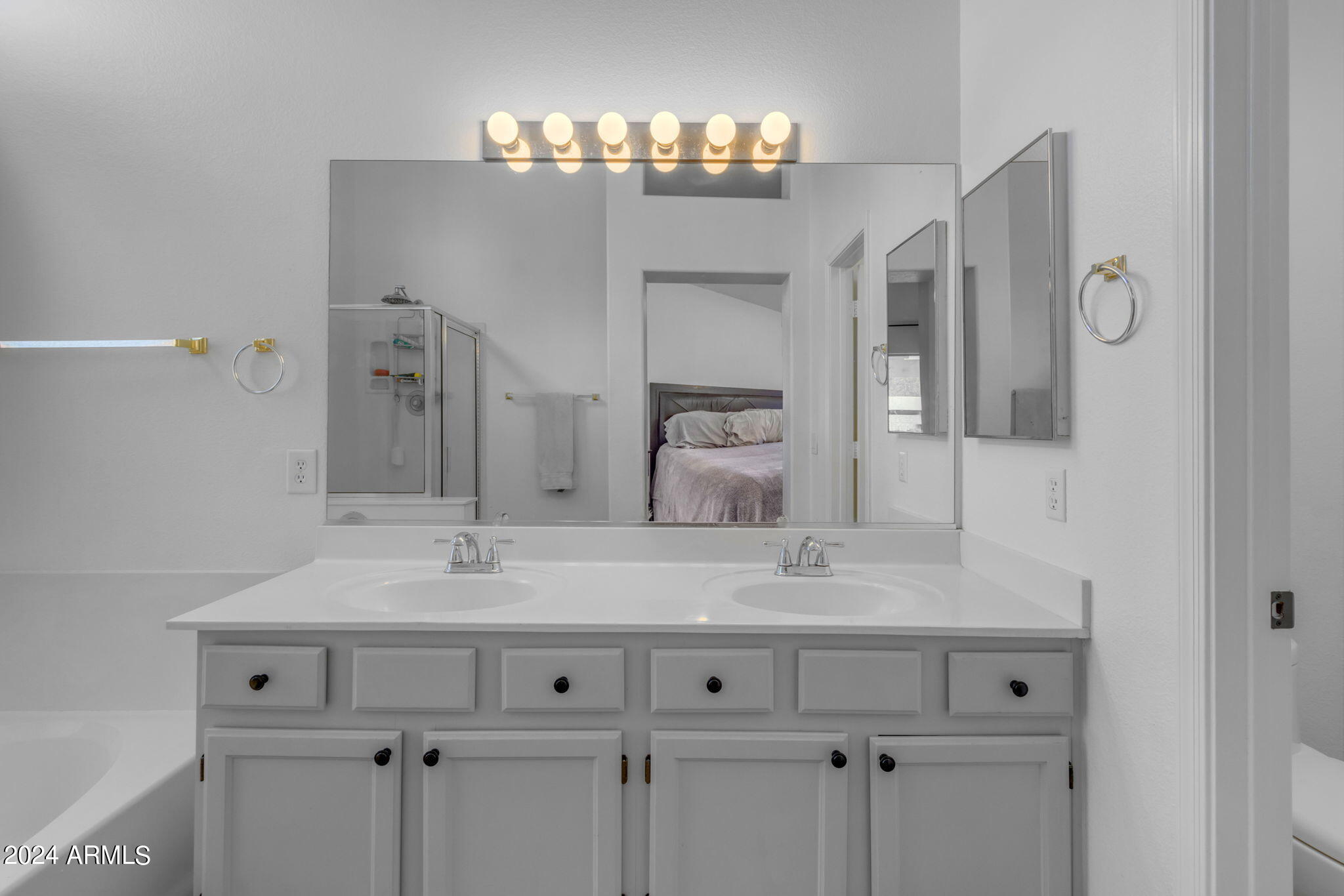 5152 W KESLER Lane