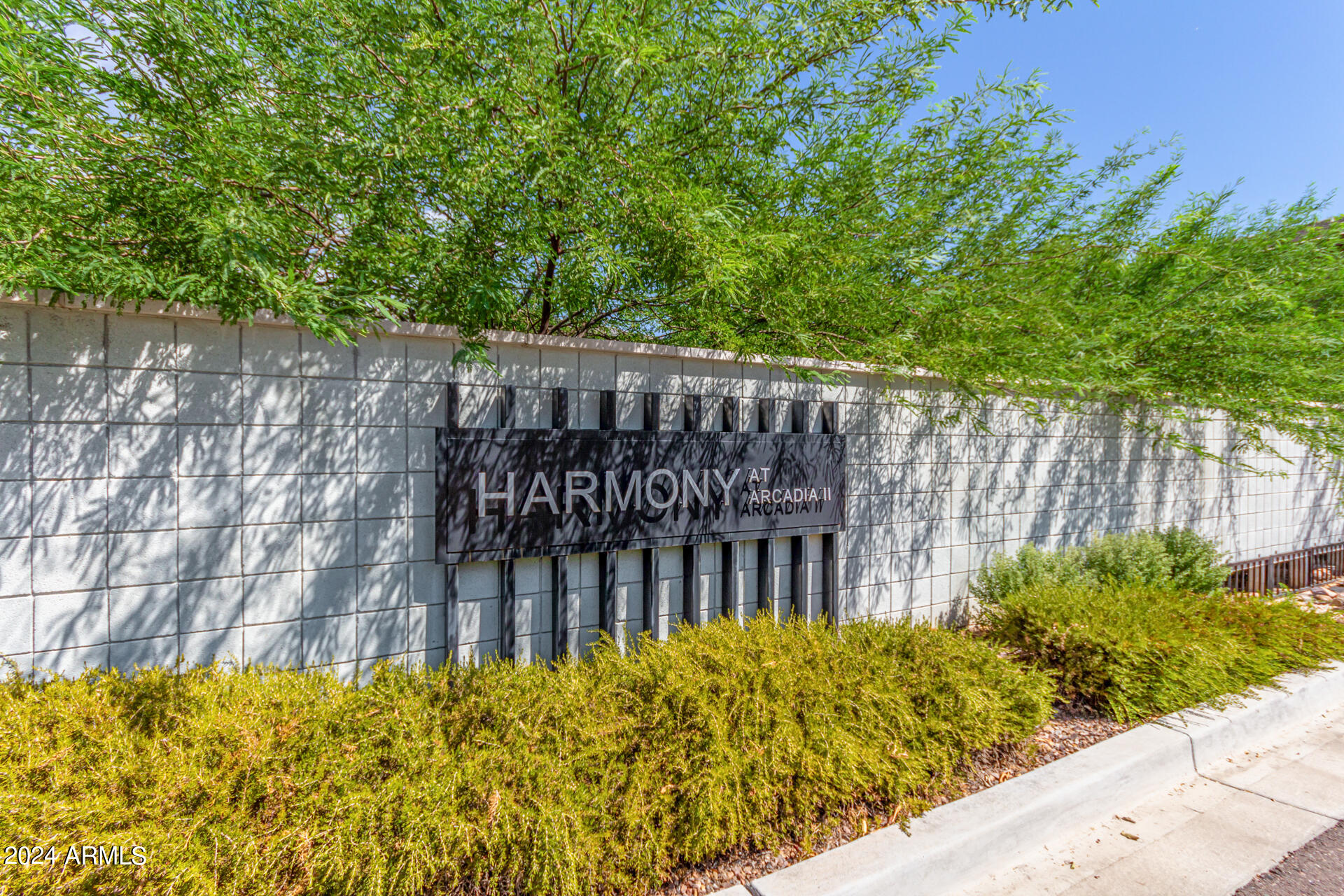 3721 E CATALINA Drive