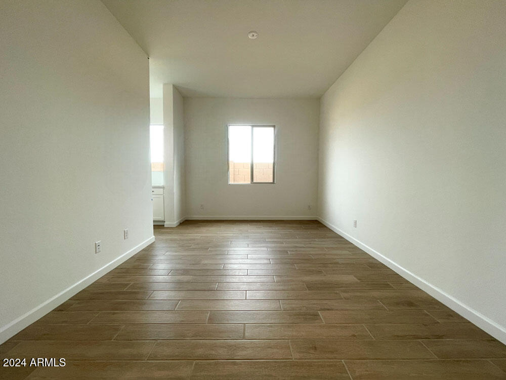 22730 E ROUNDUP Way