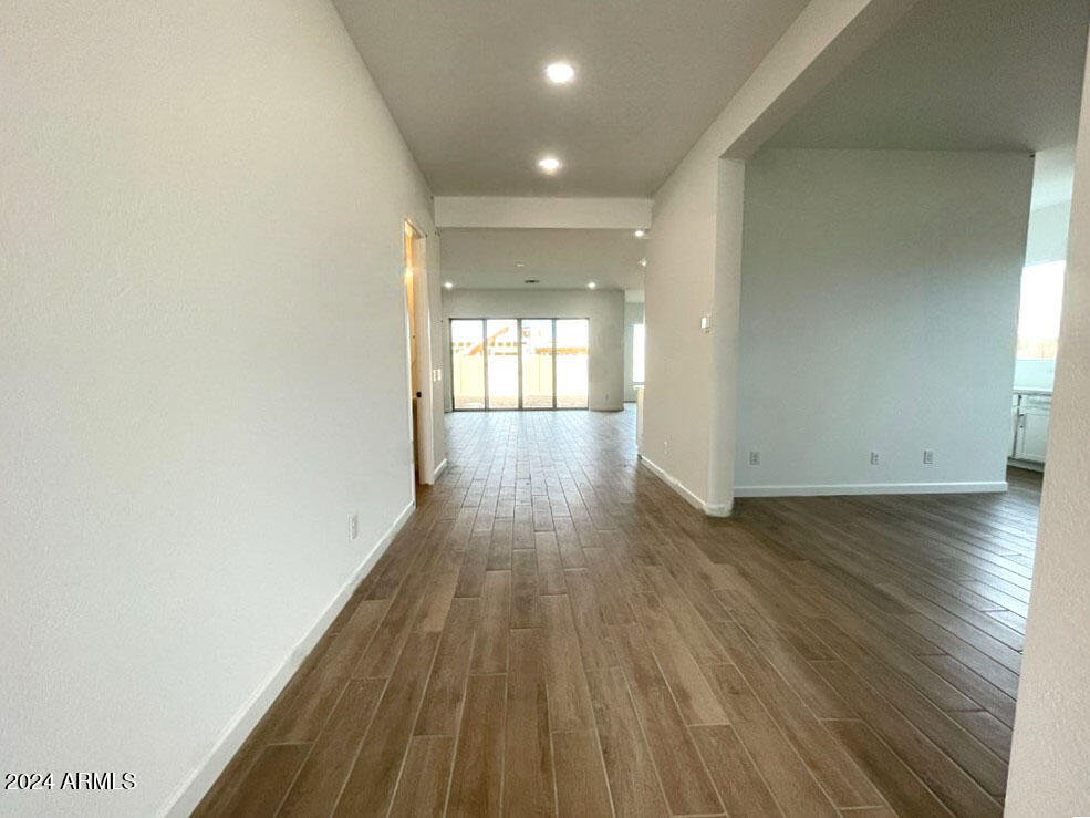 22730 E ROUNDUP Way