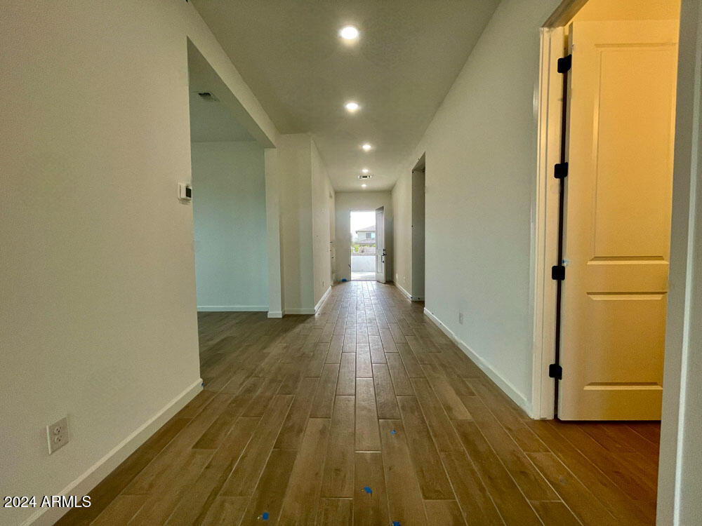 22730 E ROUNDUP Way