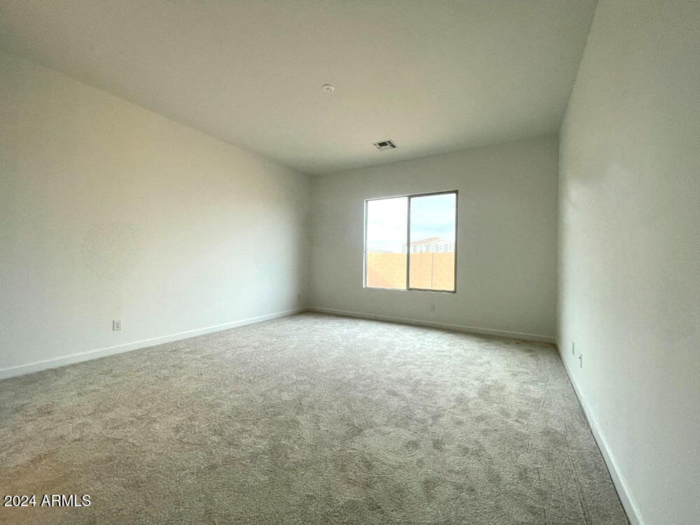 22730 E ROUNDUP Way
