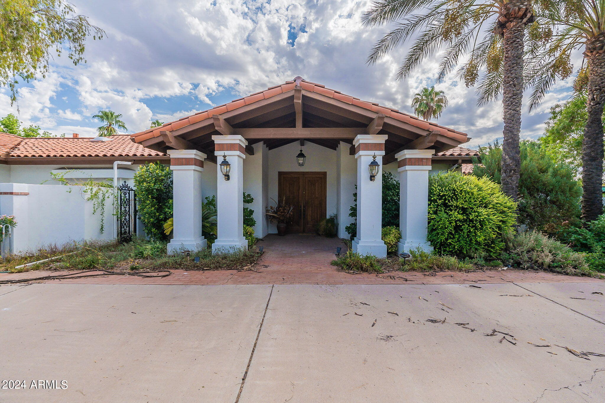 9801 N 53rd Place