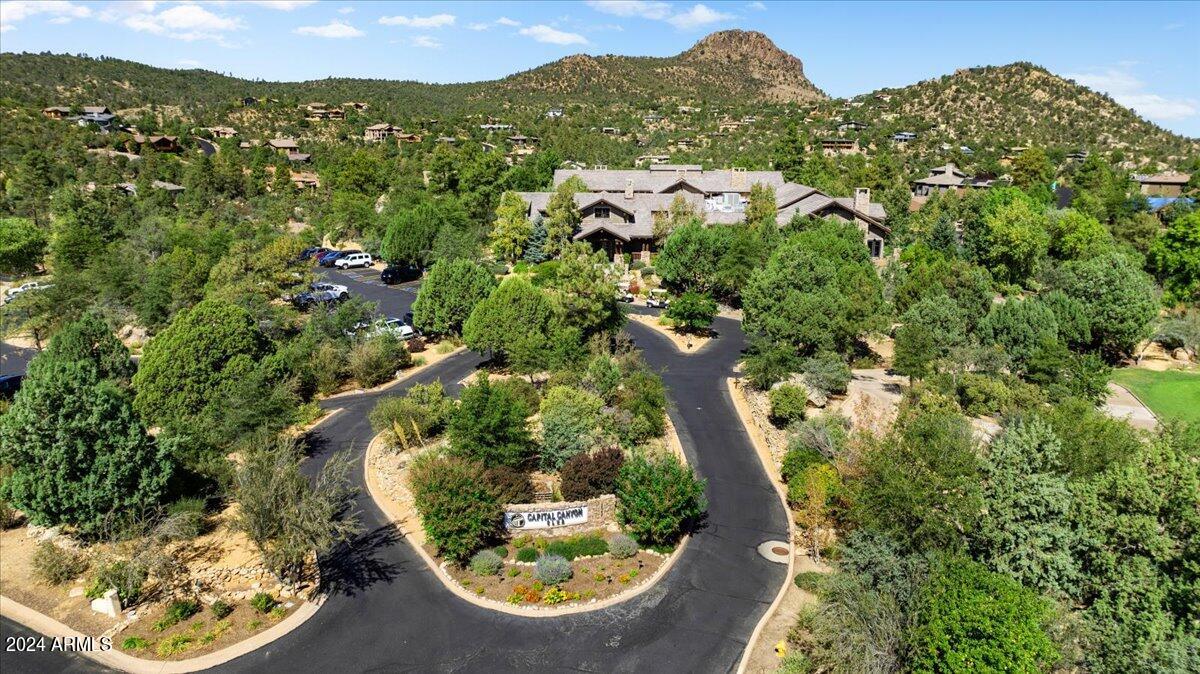 745 CROSSCREEK Drive