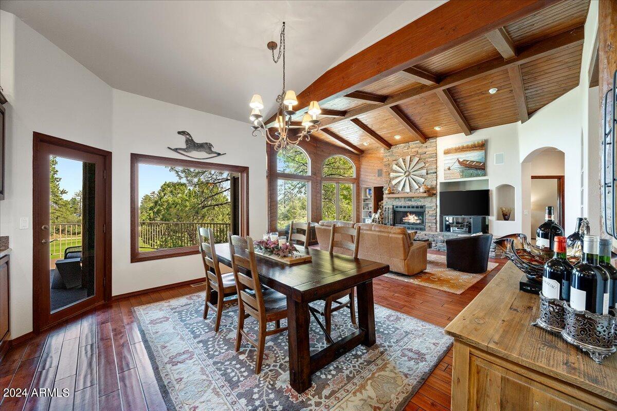 745 CROSSCREEK Drive