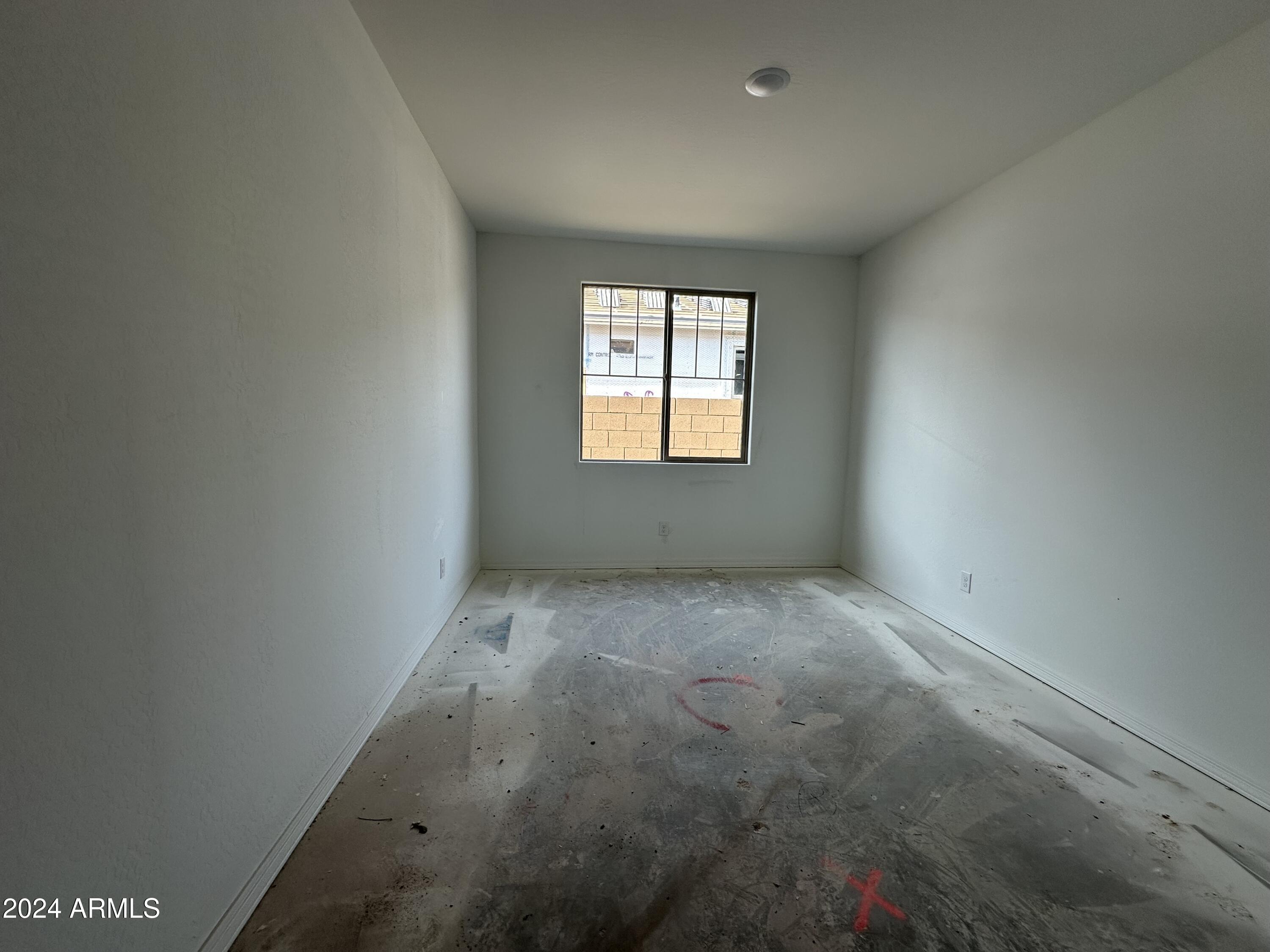 22872 E ROUNDUP Way