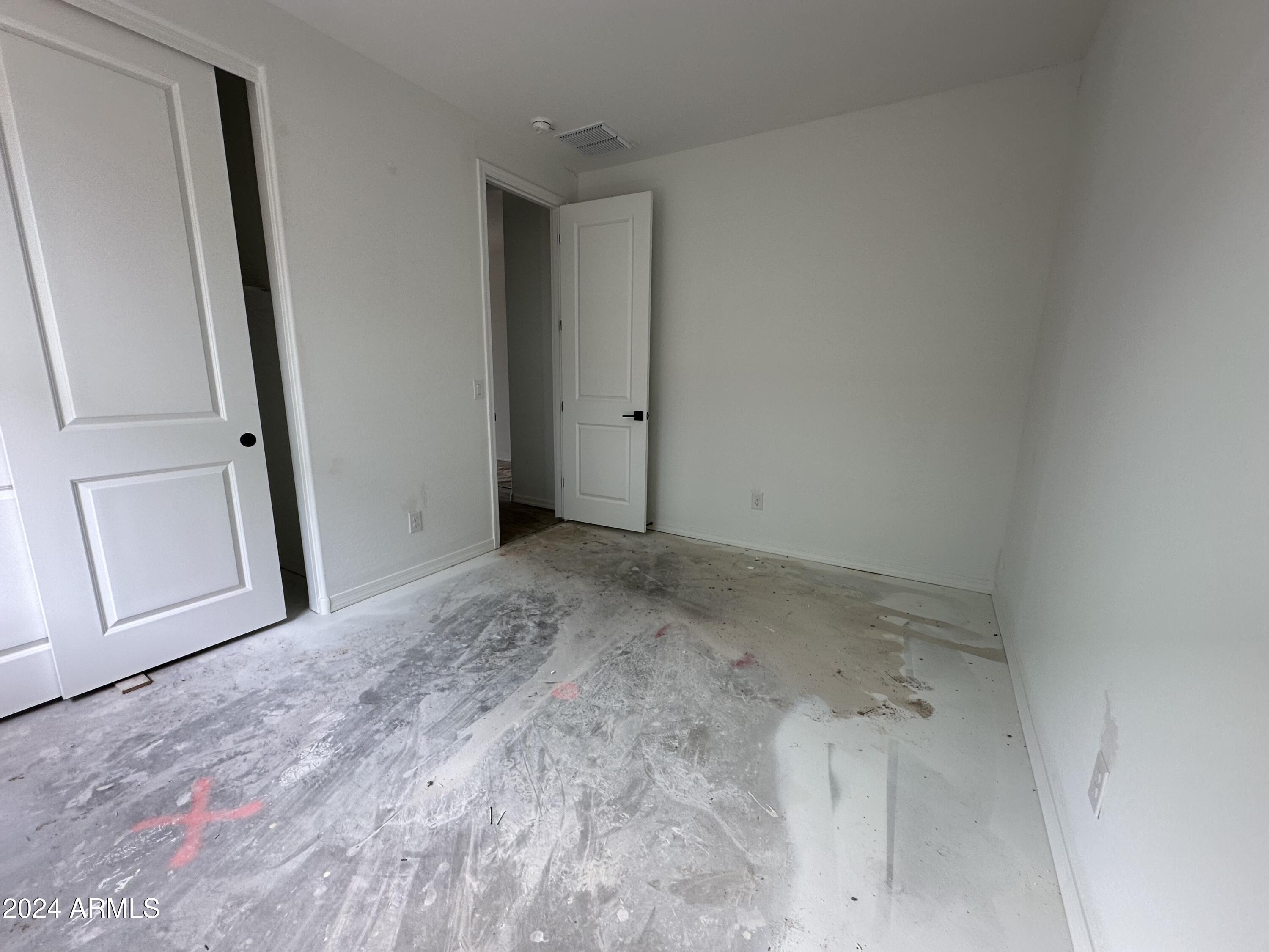 22872 E ROUNDUP Way