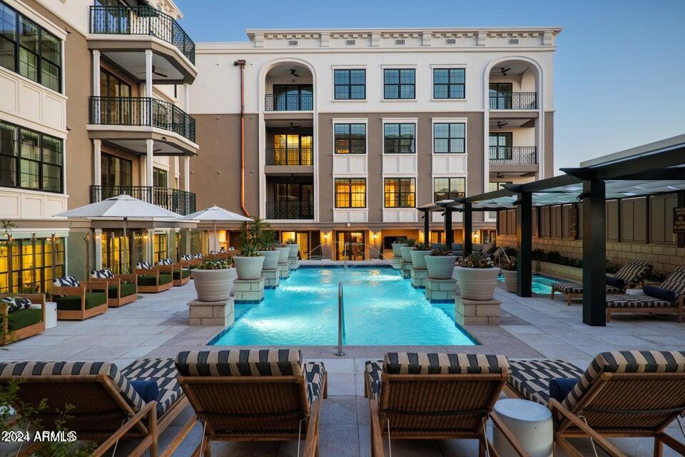 4240 E Camelback Road # 306