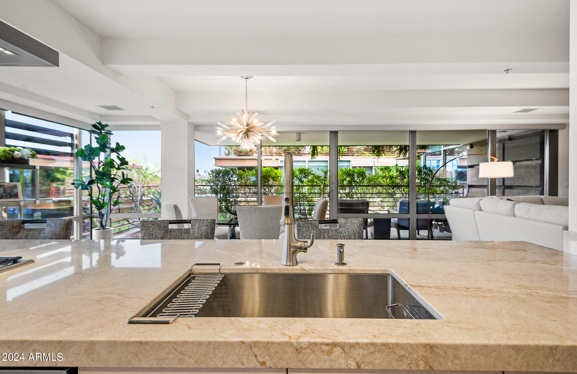 7127 E RANCHO VISTA Drive # 6011