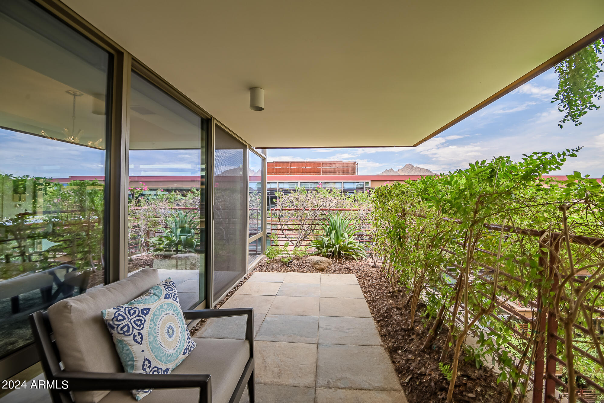 7127 E RANCHO VISTA Drive # 6011