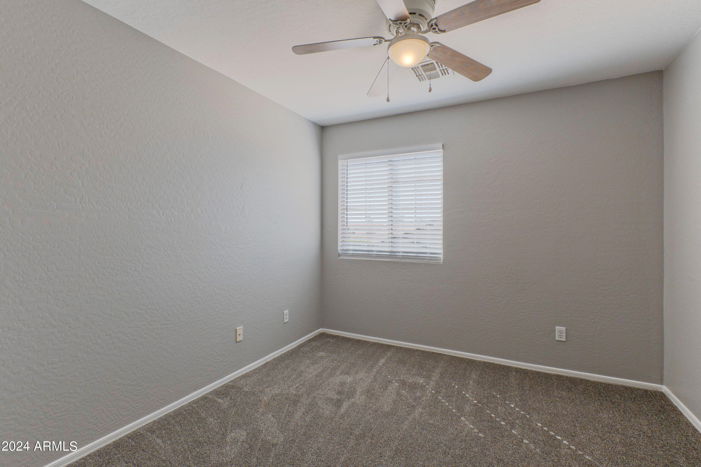 7006 W LINCOLN Street