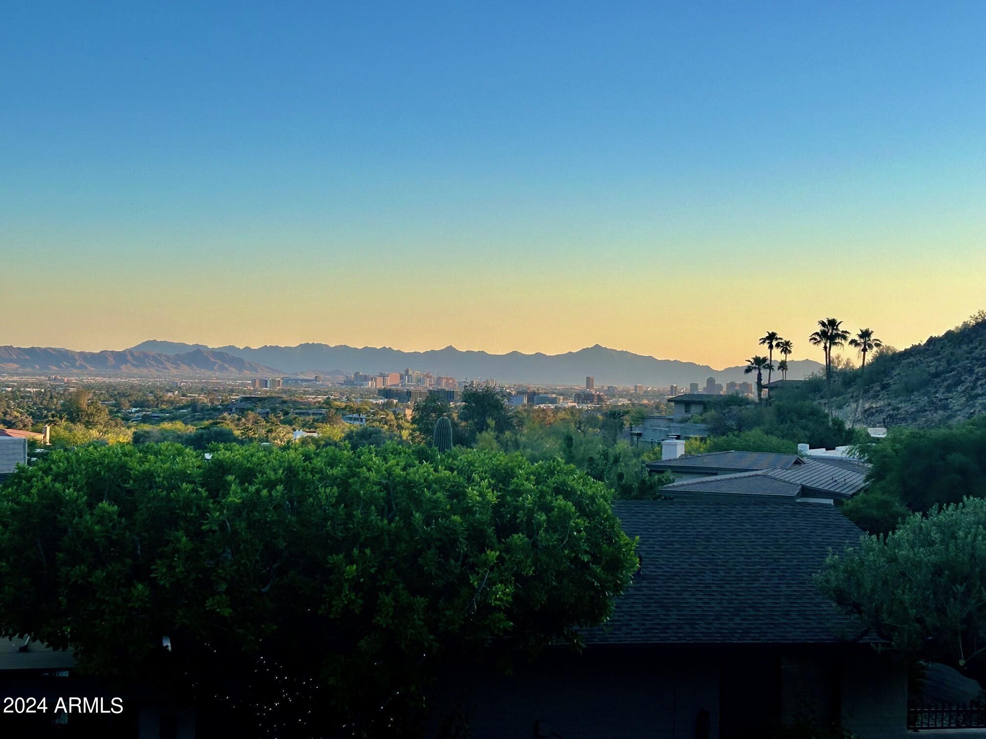 3500 E LINCOLN Drive # 15