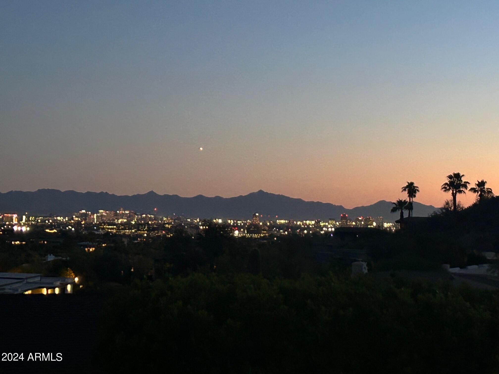 3500 E LINCOLN Drive # 15