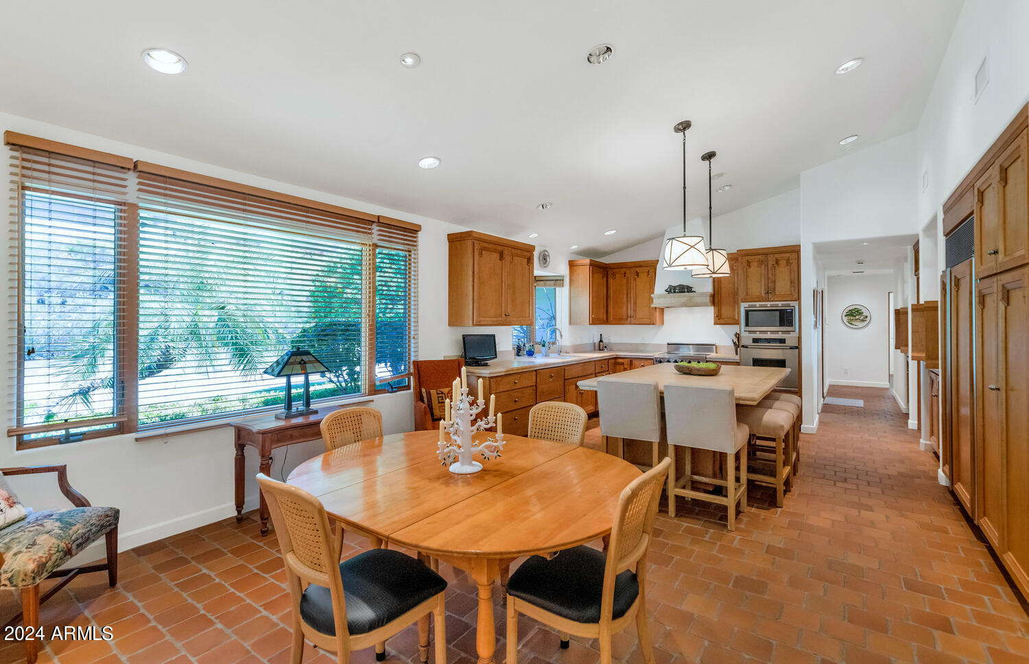 3500 E LINCOLN Drive # 15