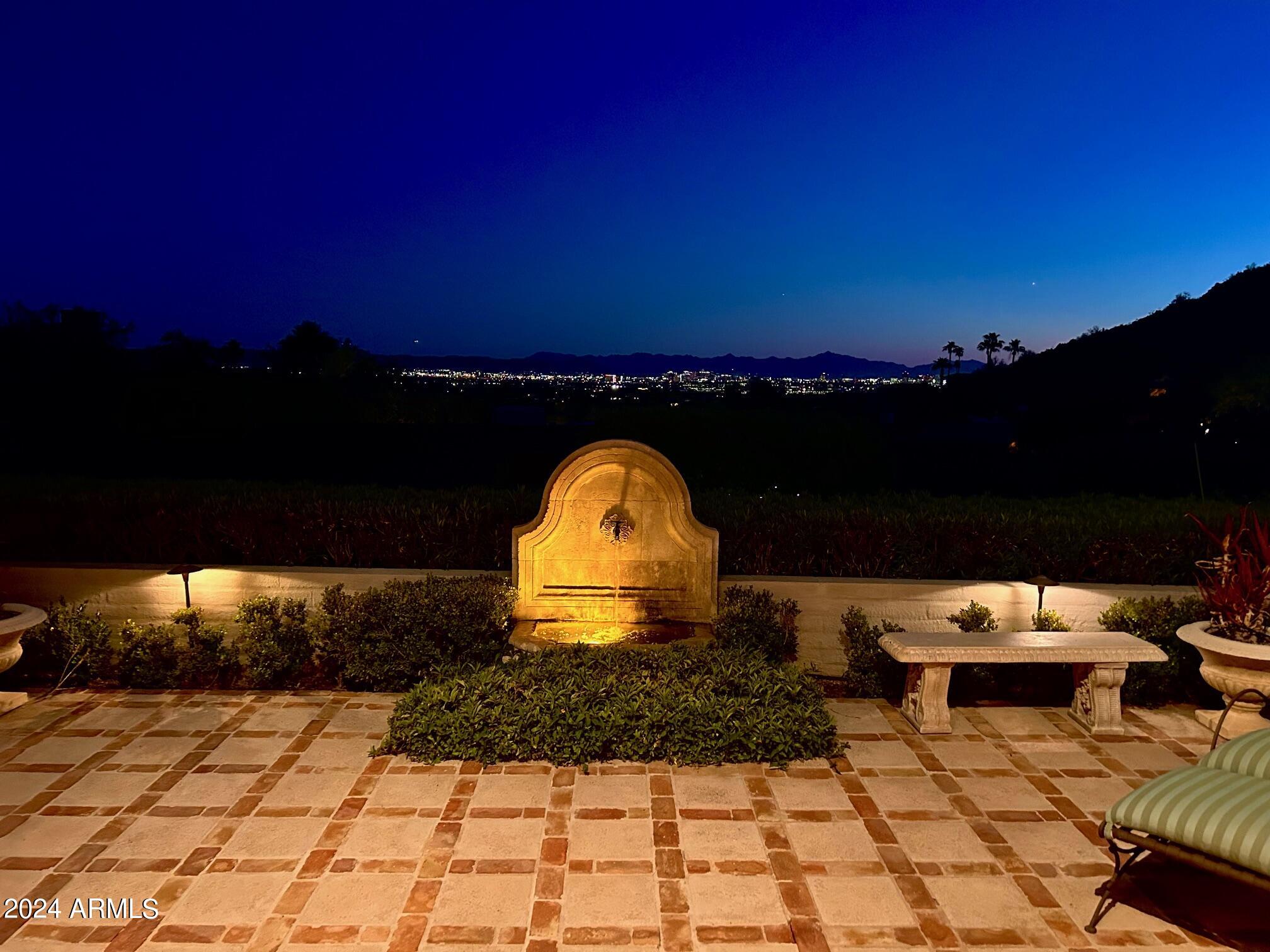 3500 E LINCOLN Drive # 15