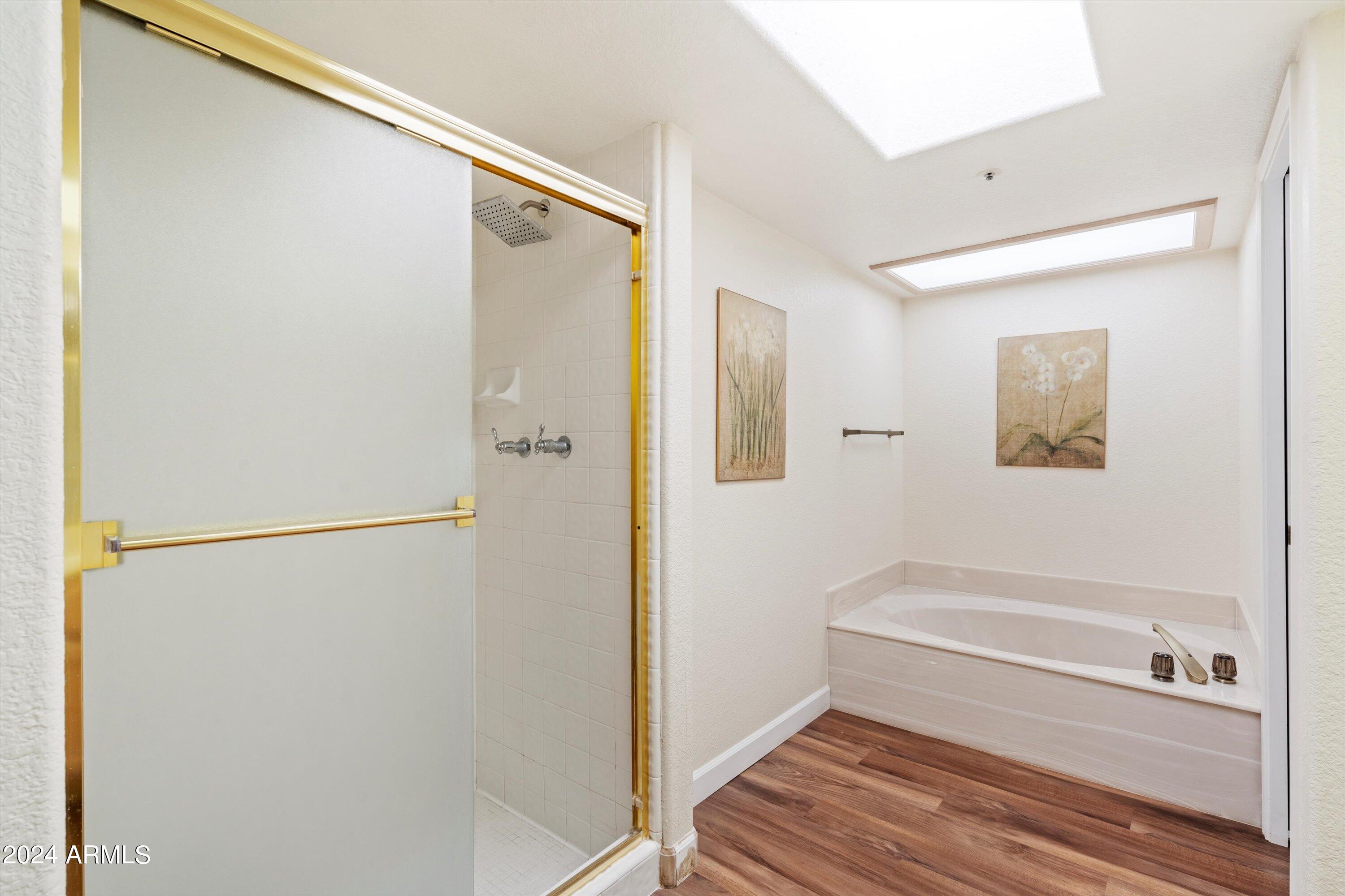 10505 E Cinnabar Avenue