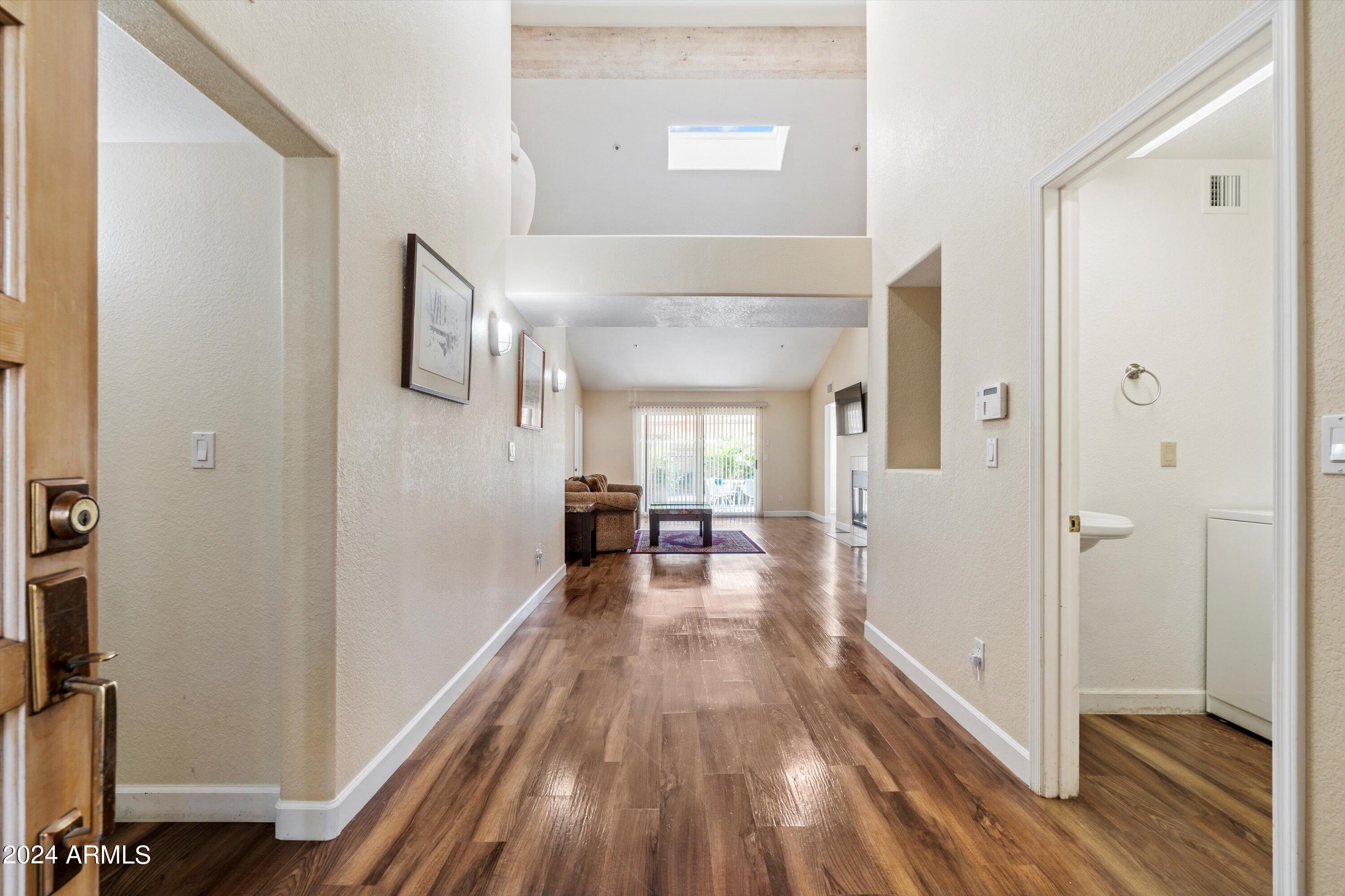 10505 E Cinnabar Avenue