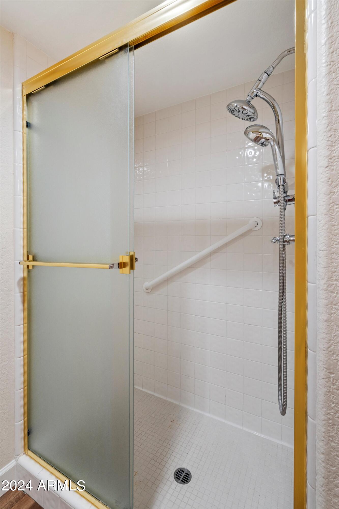 10505 E Cinnabar Avenue