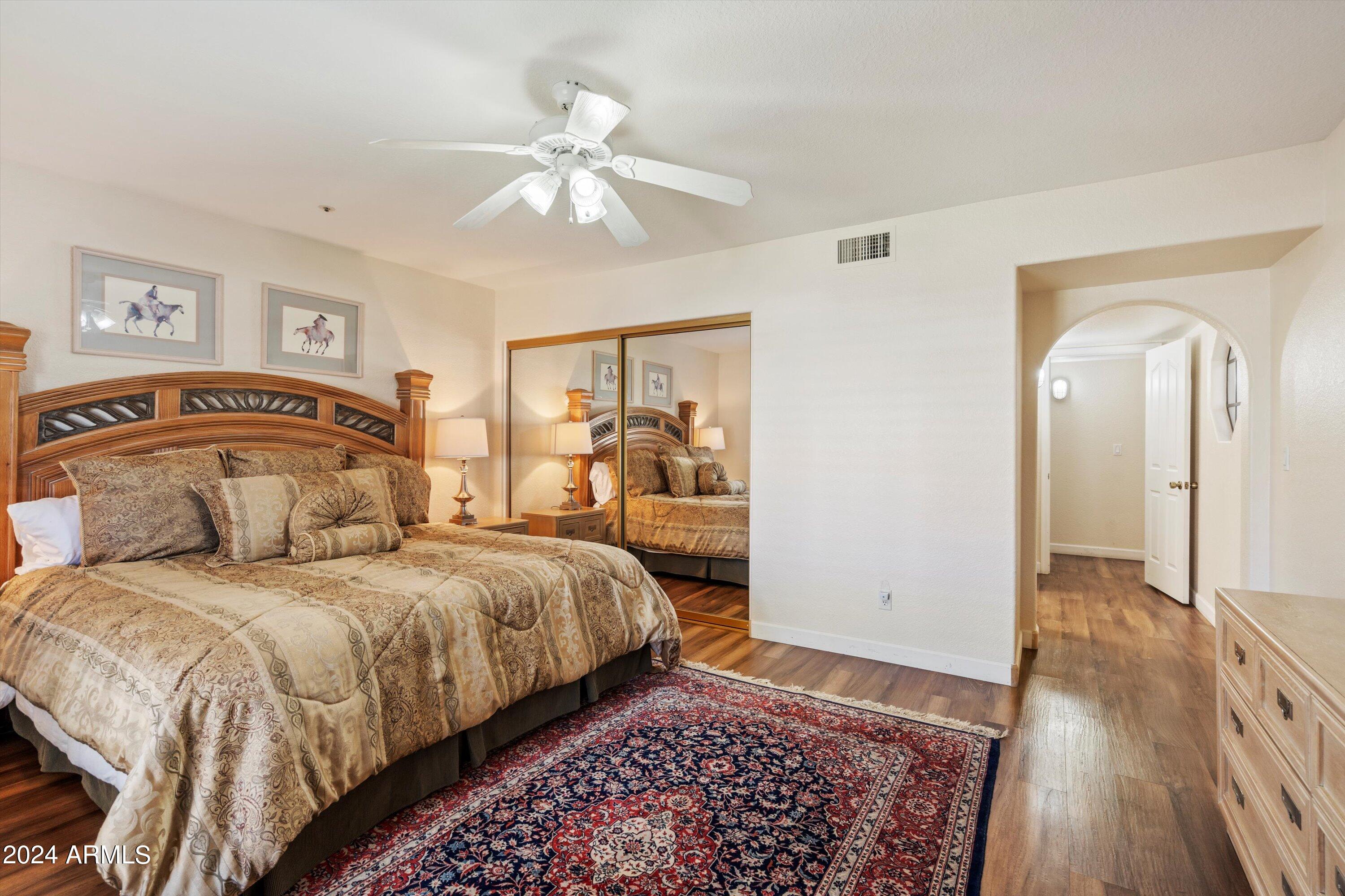 10505 E Cinnabar Avenue