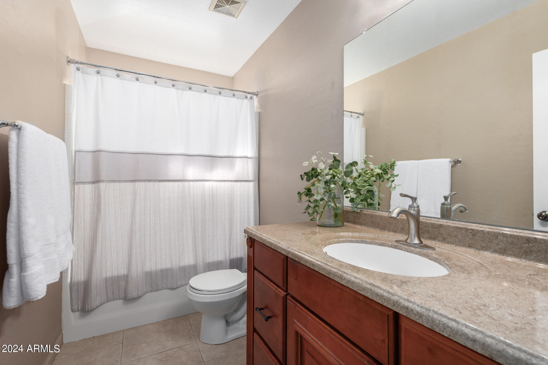 10523 E CALYPSO Avenue