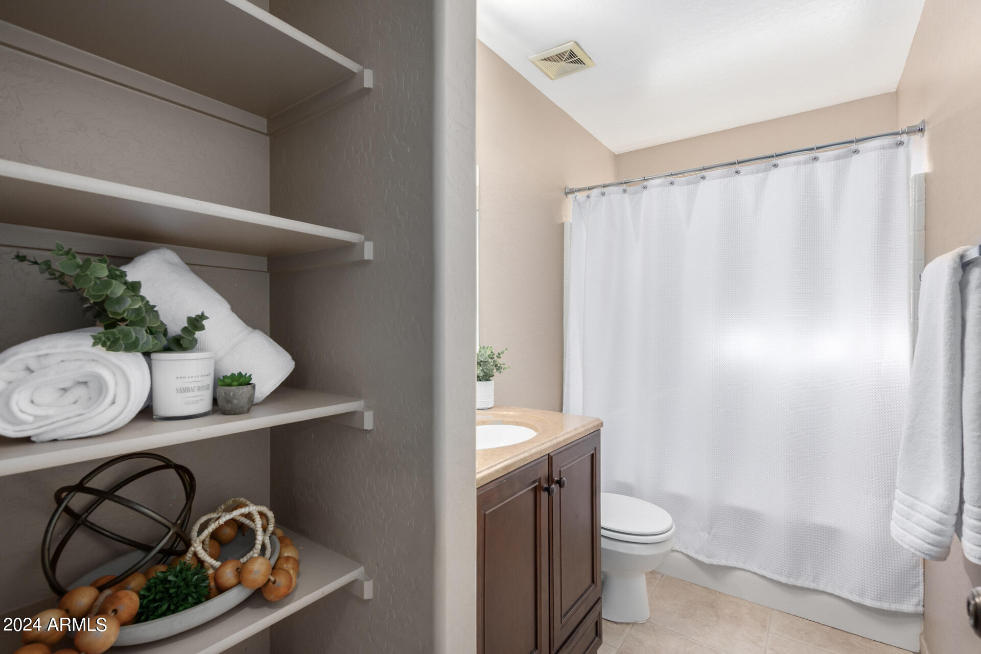 10523 E CALYPSO Avenue