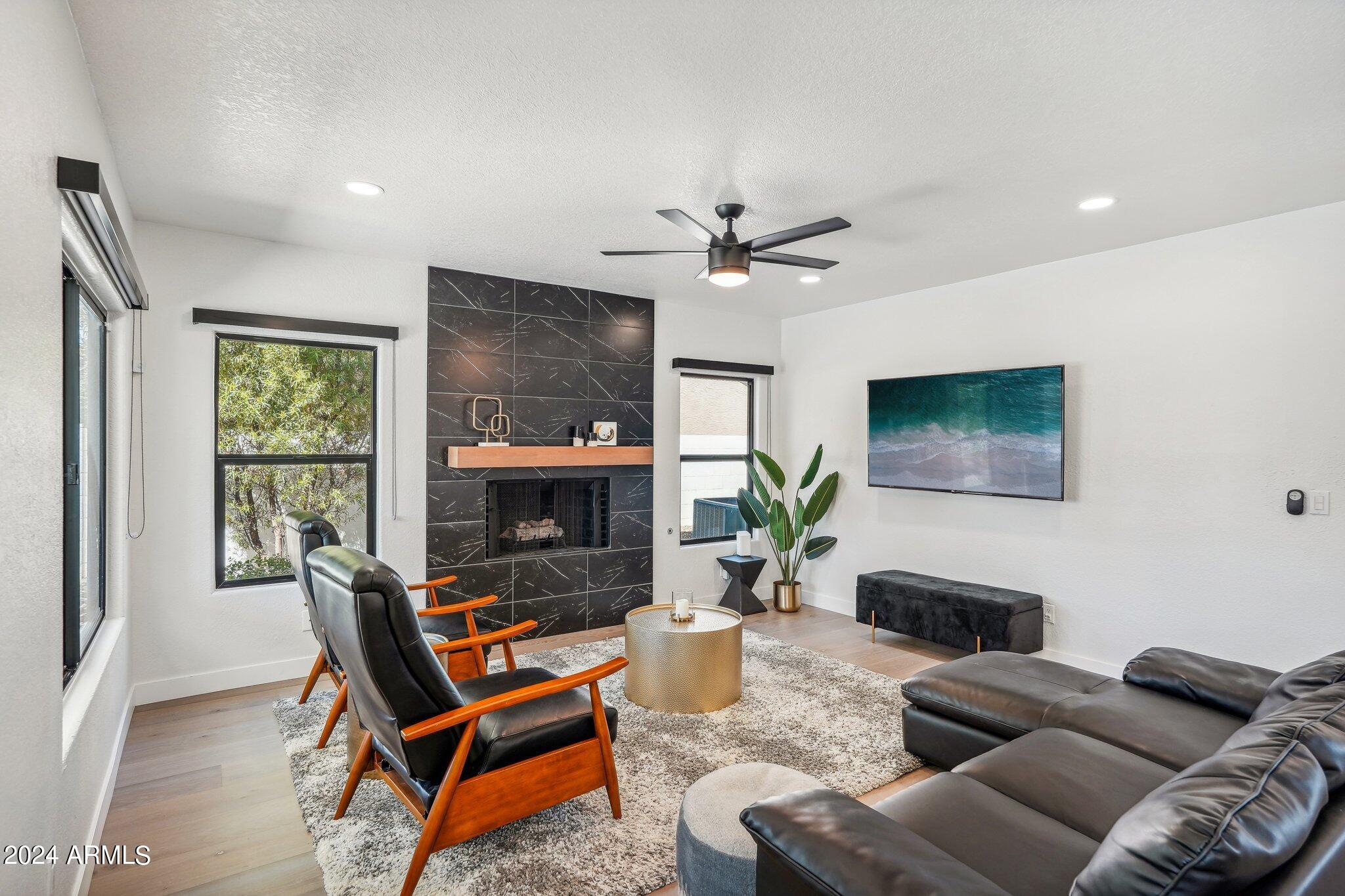5347 E MICHELLE Drive