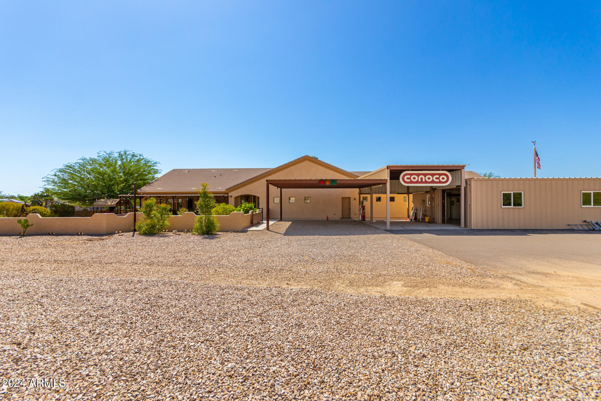 9834 E ADOBE Road
