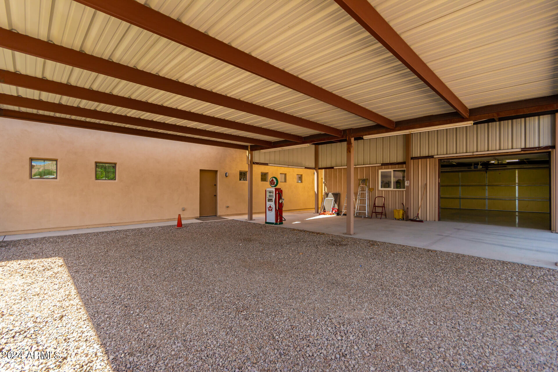 9834 E ADOBE Road